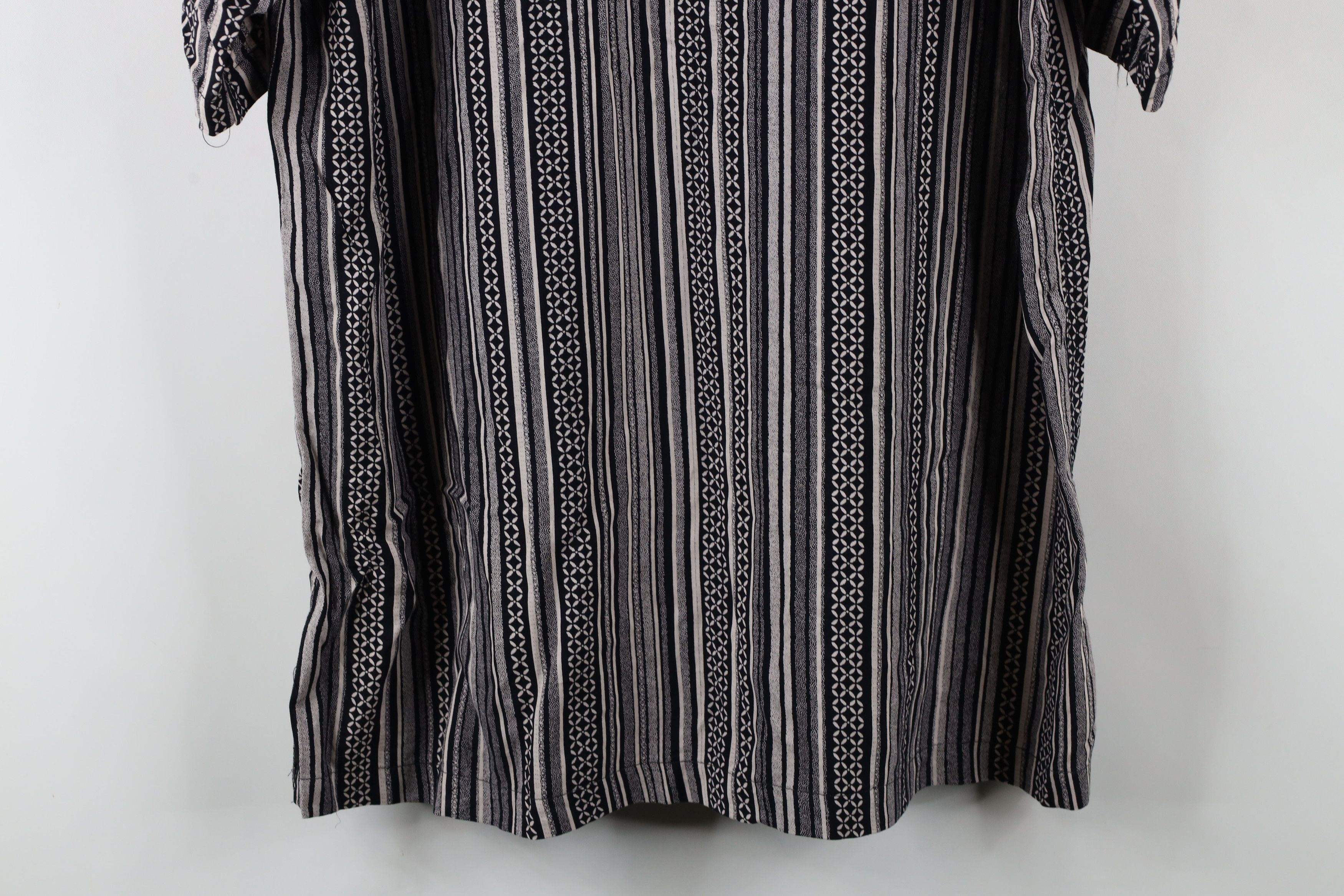 Vintage Vintage 90s Streetwear Striped Short Sleeve Button Shirt Size US L / EU 52-54 / 3 - 8 Thumbnail