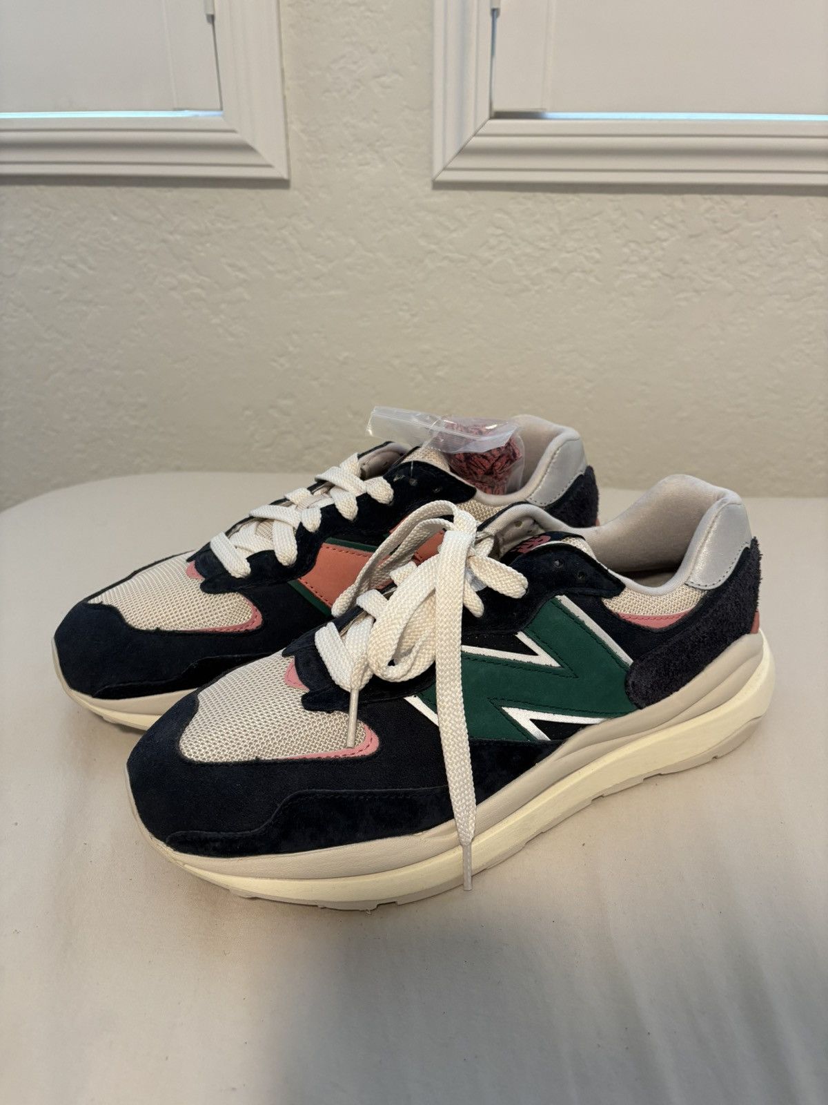 New Balance Never worn New Balance 57/40 Size US 10.5 / EU 43-44 - 3 Thumbnail