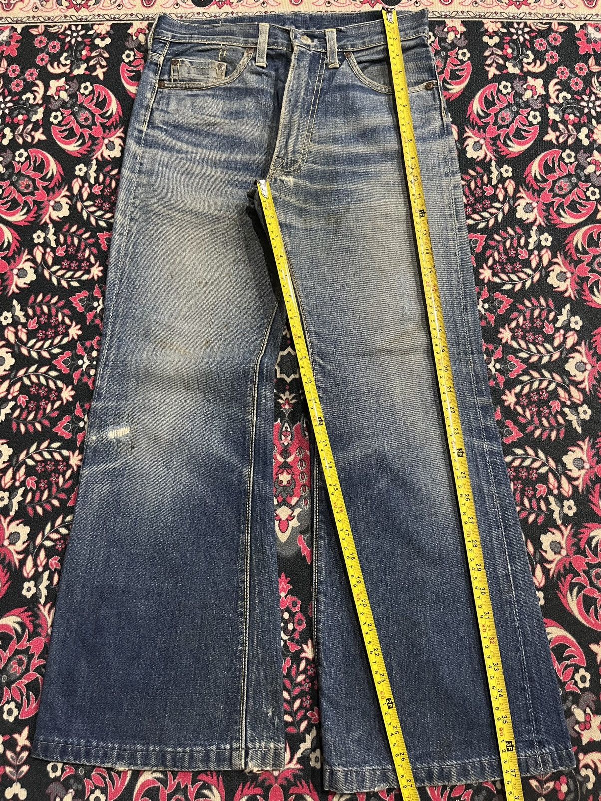 Vintage Vintage 70s Big Stone Bell Bottom Blue Washed Flare Jeans Size US 31 - 12 Thumbnail