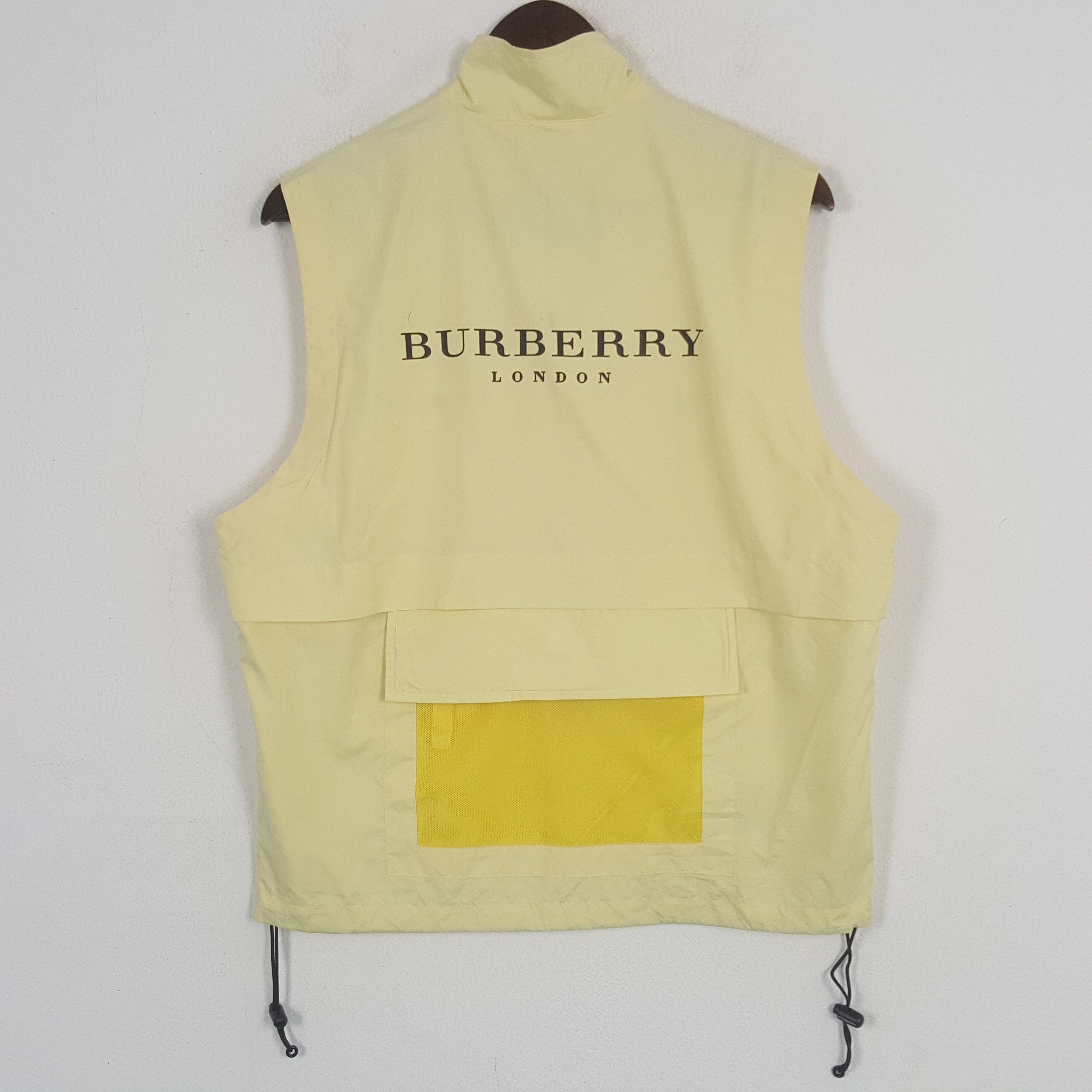 Burberry × Japanese Brand × Vintage Vintage Burberry London Custom Spell Out Vest Jacket Size US M / EU 48-50 / 2 - 1 Thumbnail