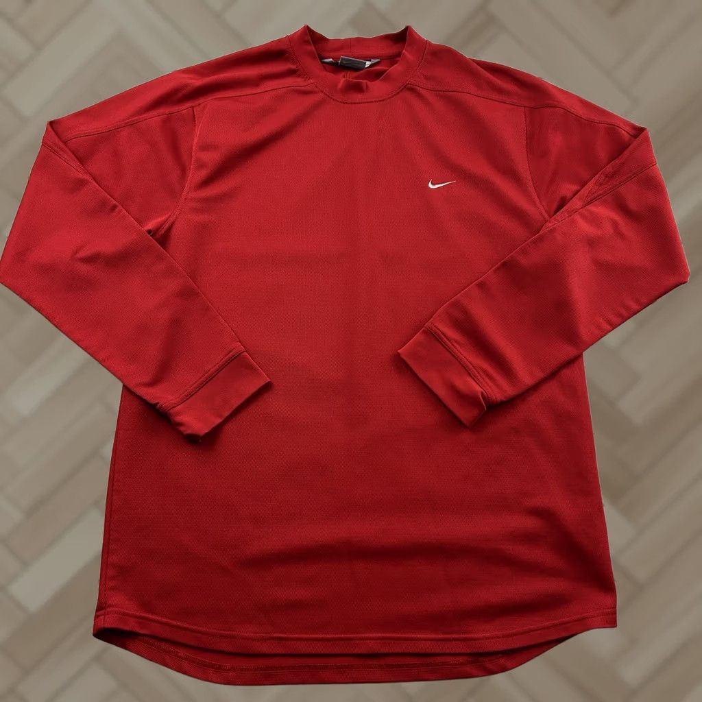 Nike Vintage Nike Essential Check Long Sleeve Poly Athletic Shirt Mens M Red Size US M / EU 48-50 / 2 - 1 Thumbnail