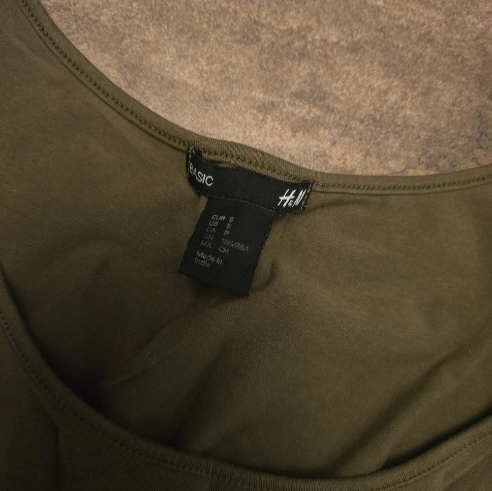 H&M Dark Olive H&M Basic Tank Size S / US 4 / IT 40 - 4 Thumbnail