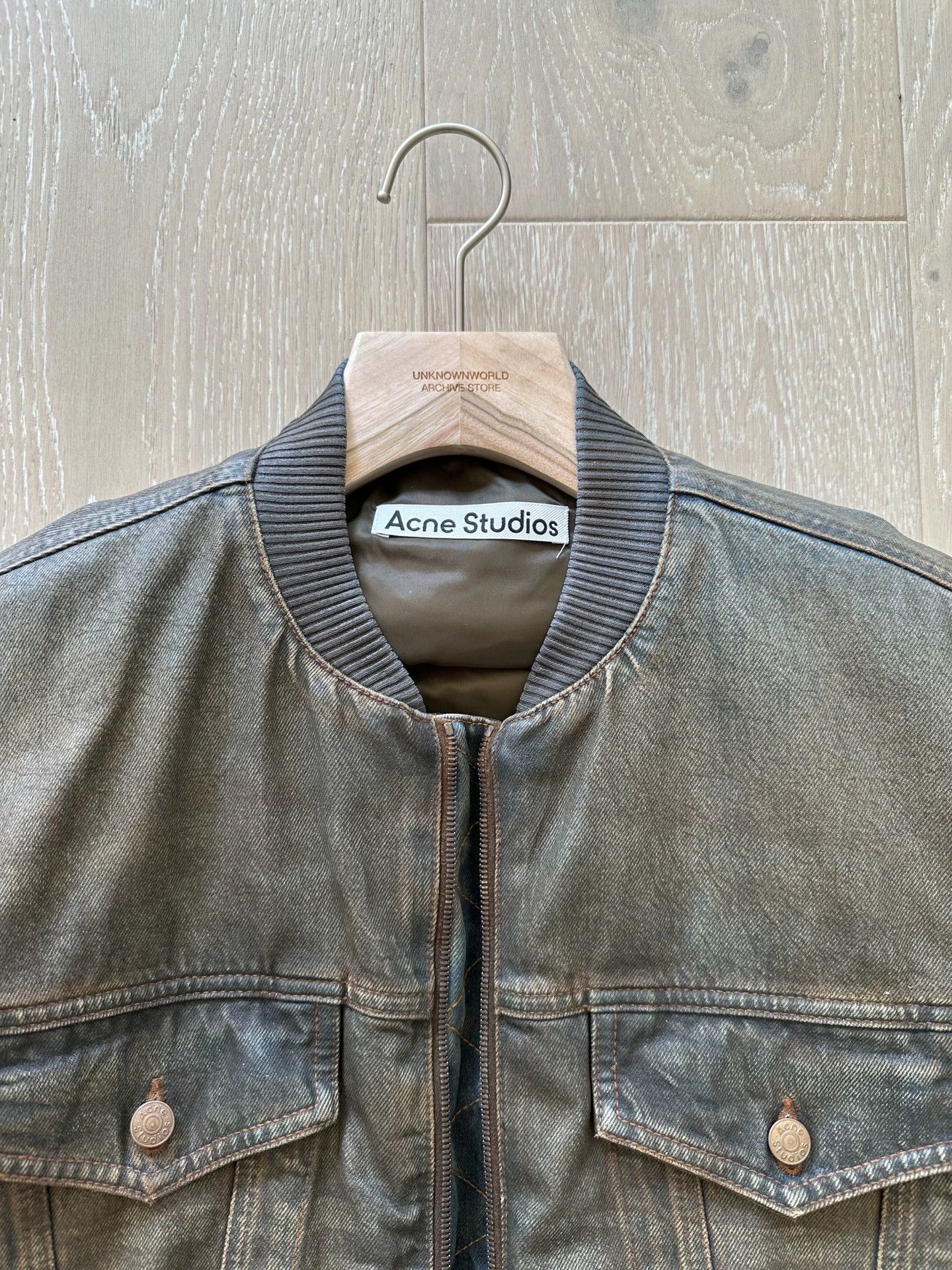 Acne Studios Acne Studios x Kylie Jenner Waxed Cotton Bomber Jkt Size XXS / US 00 / IT 34 - 4 Thumbnail