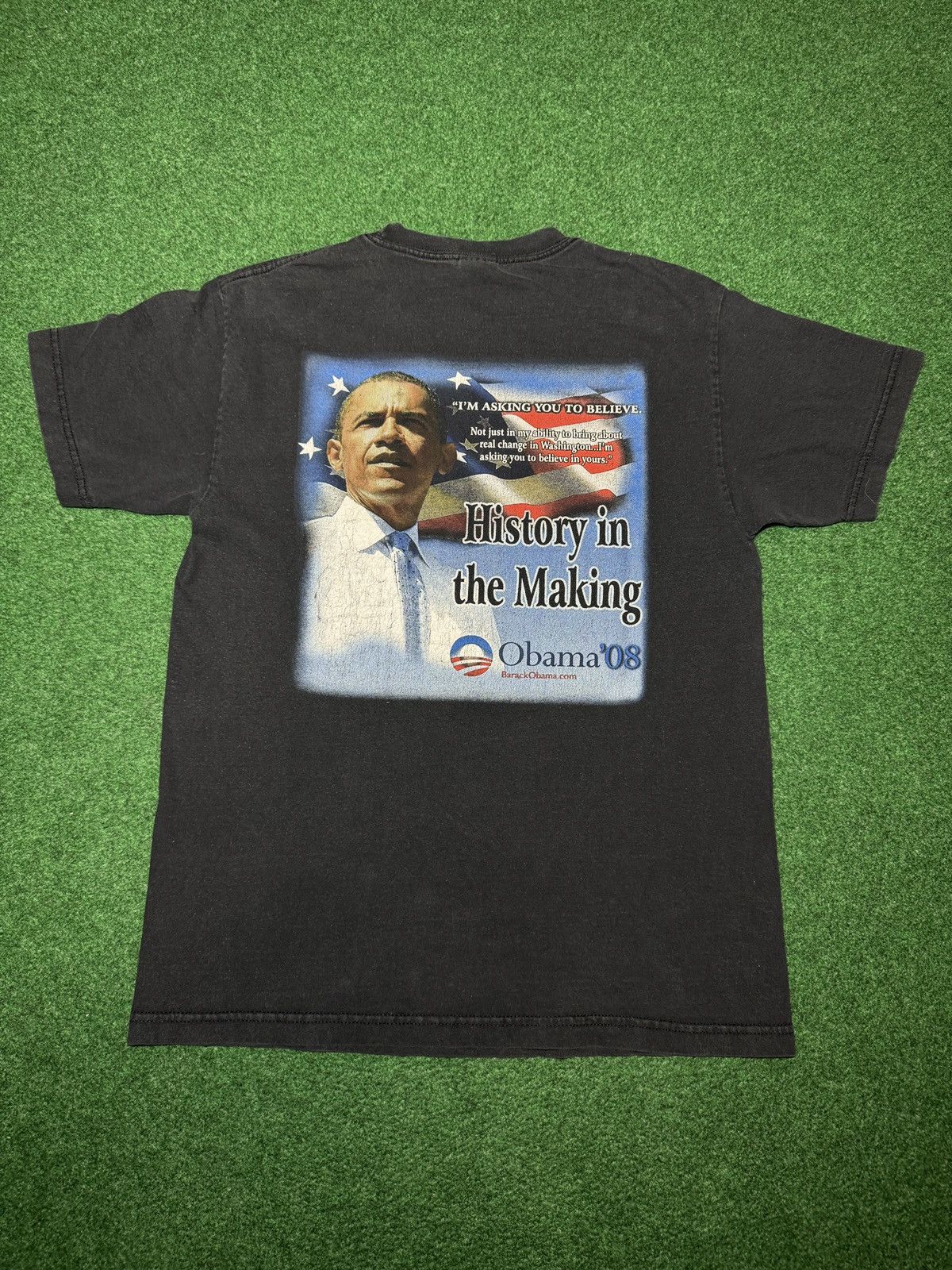 Vintage Vintage Obama Time Magazine Contender Black History T Shirt Size US M / EU 48-50 / 2 - 4 Thumbnail