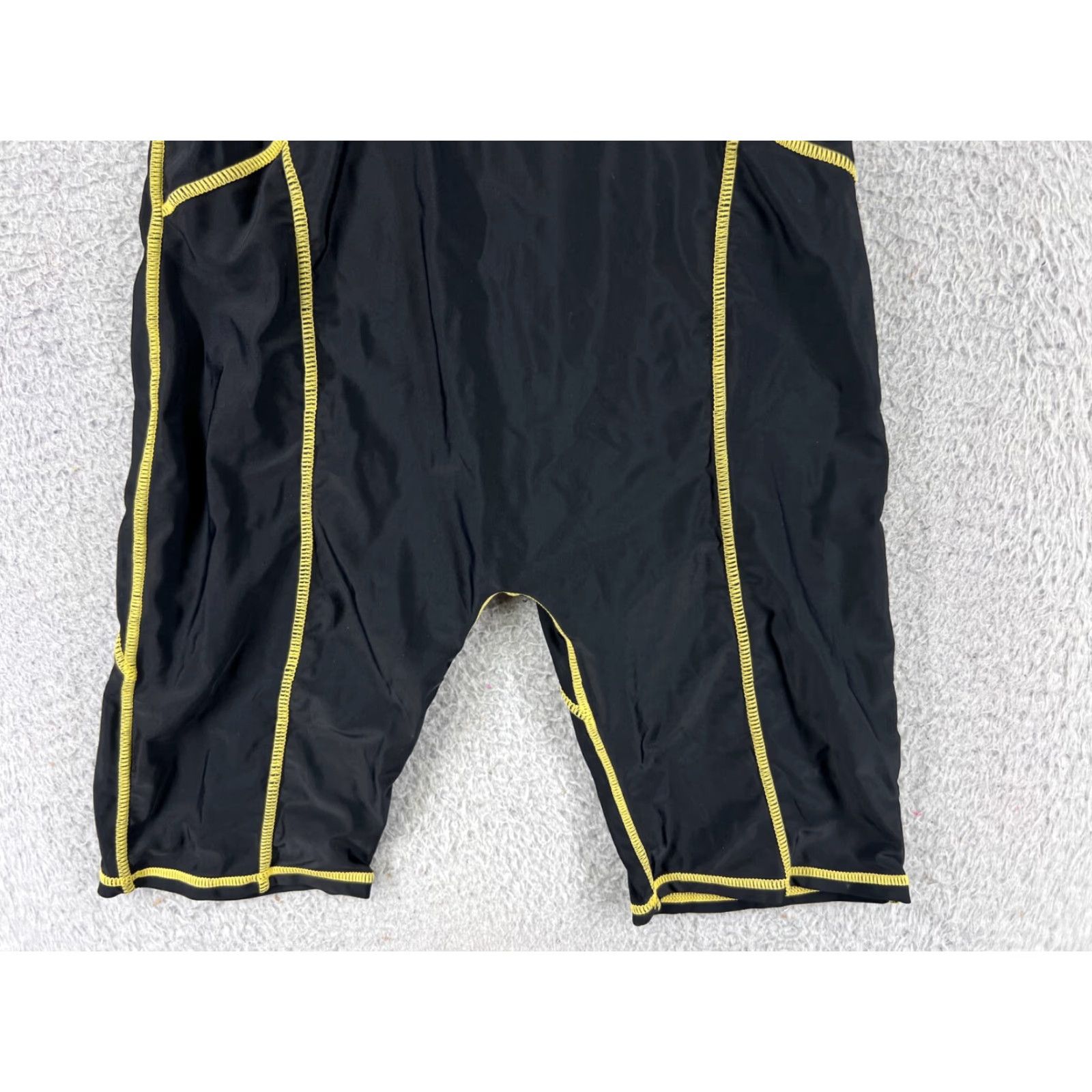 Vintage ROSkIKI Swimsuit One Piece Womens Medium Black Short Sleeve Sports Surfing Universal Logo Size 32" / US 10 / IT 46 - 7 Thumbnail