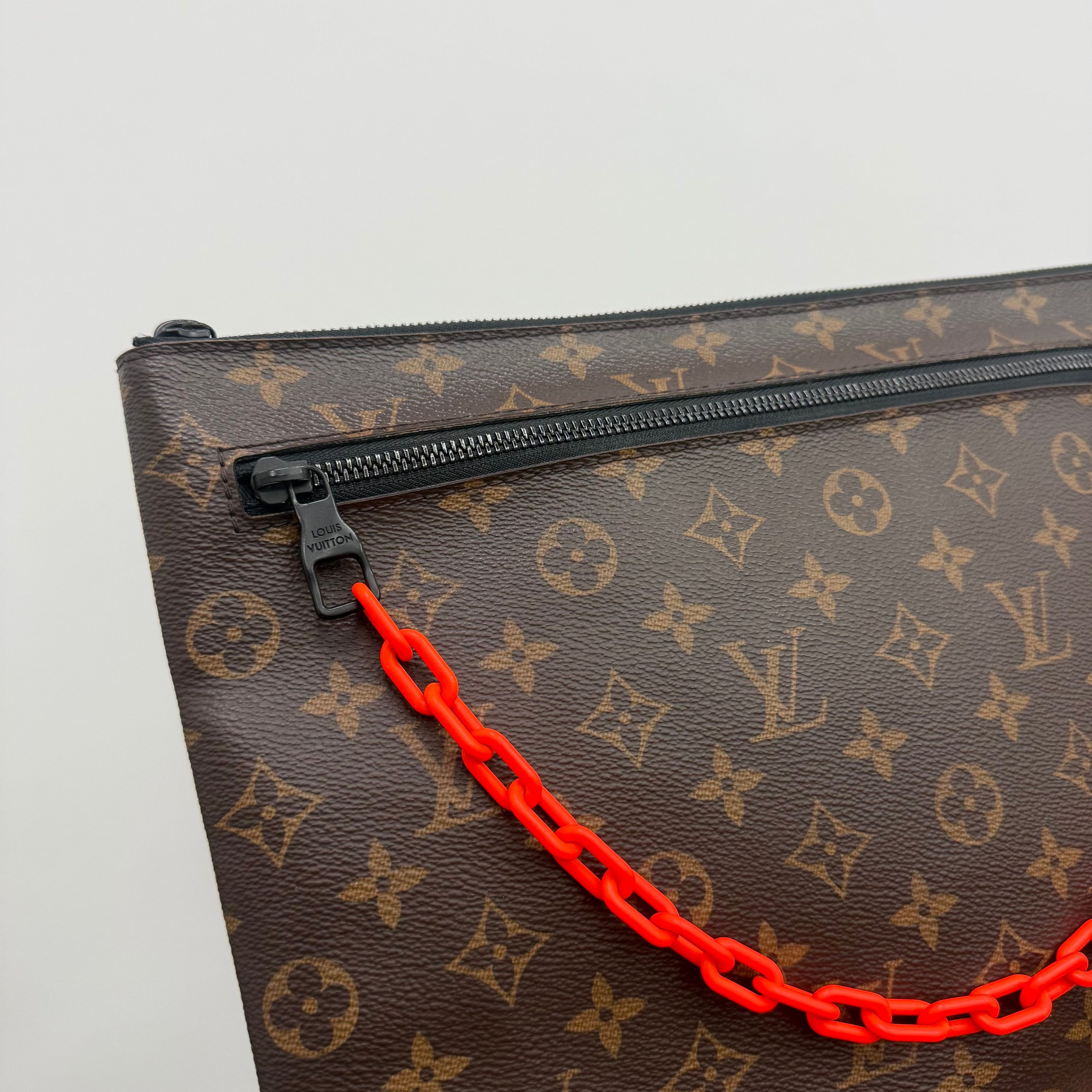 Louis Vuitton Louis Vuitton Virgil A4 Pochette Monogram Bag Size ONE SIZE - 2 Thumbnail