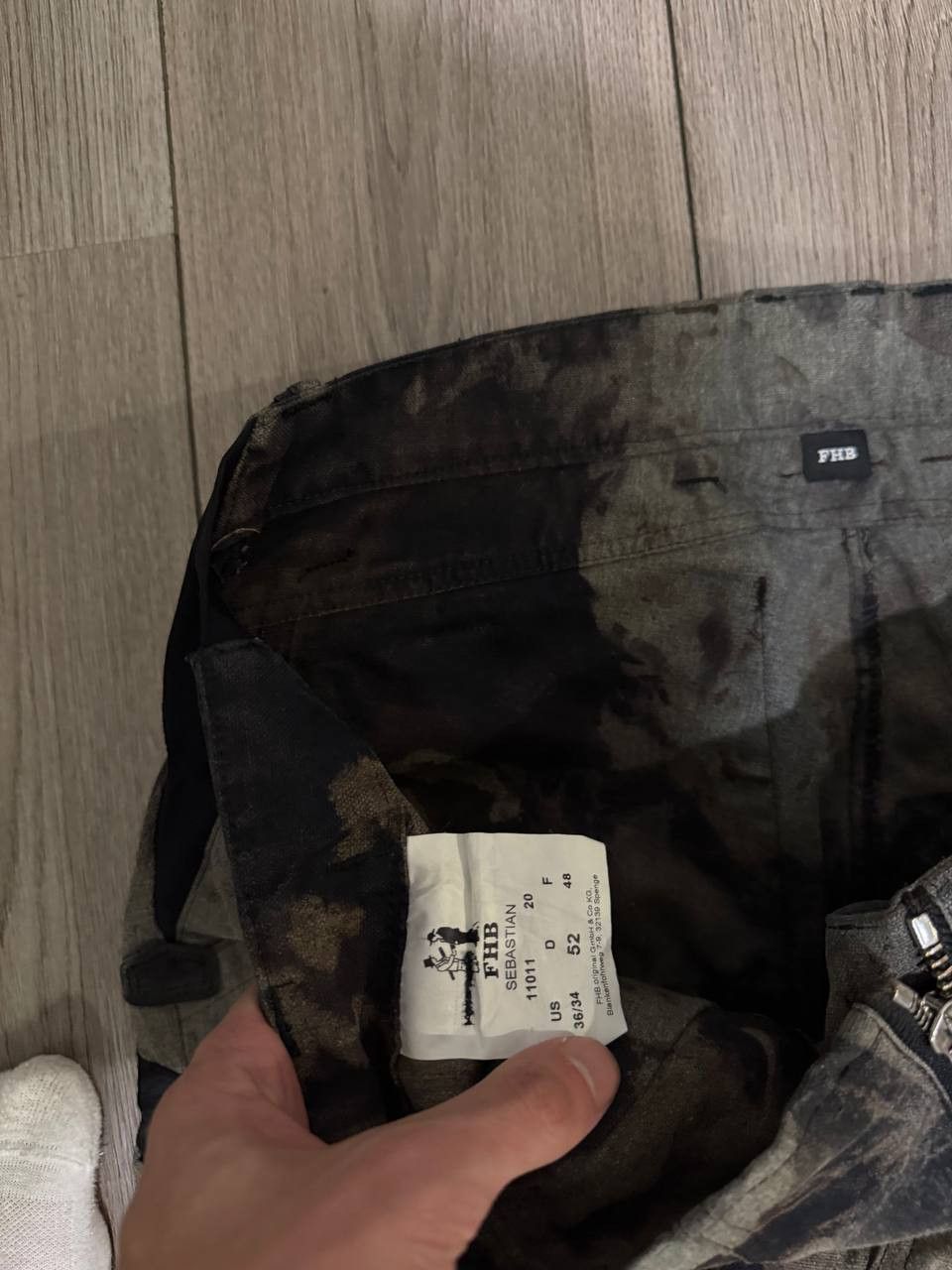 Other Crazy FHB Double Zip RealTree Cargo Pants W36 L34 Size US 36 / EU 52 - 7 Thumbnail