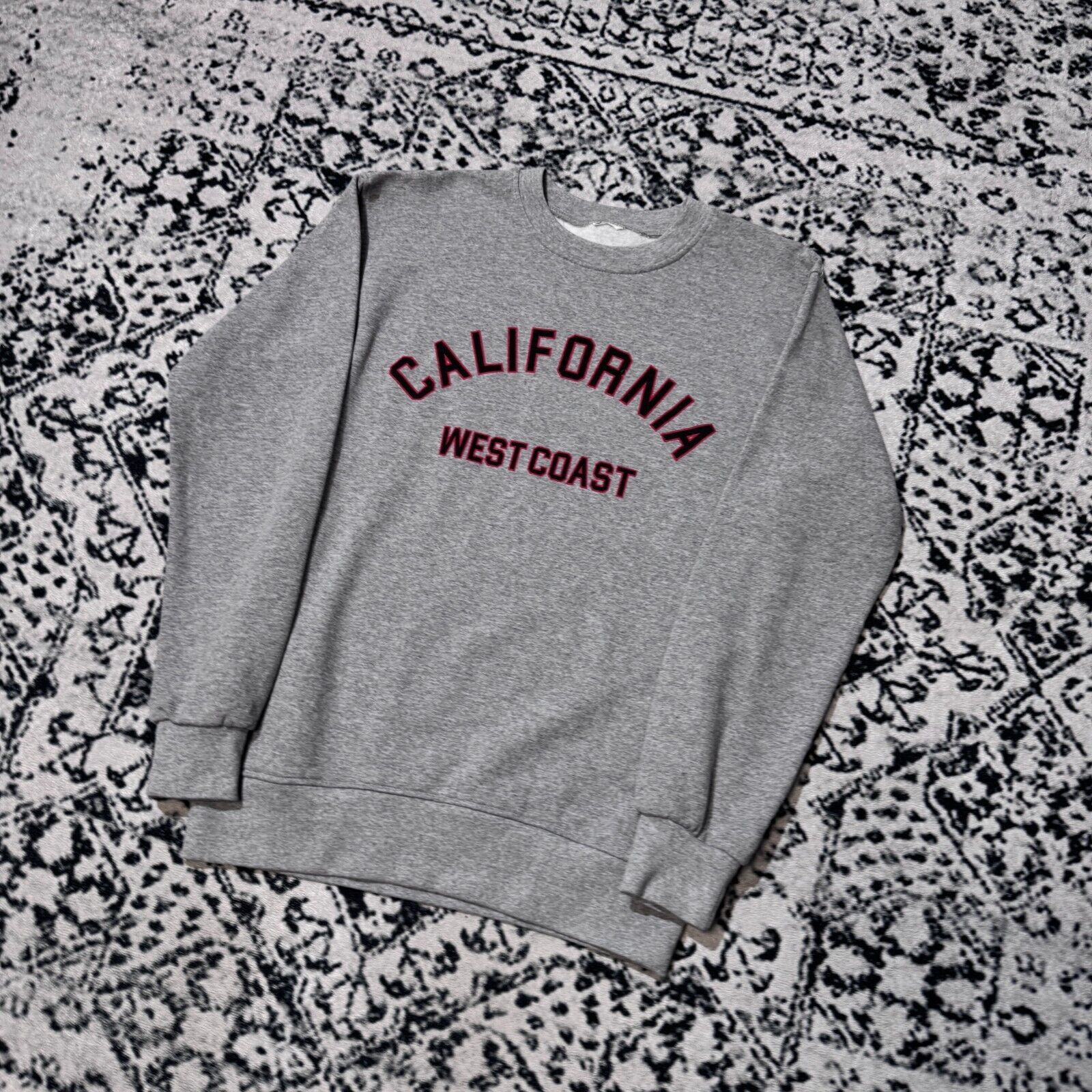 Vintage Vintage Gray Cotton Crewneck Size S California West Coast Size US S / EU 44-46 / 1 - 5 Thumbnail