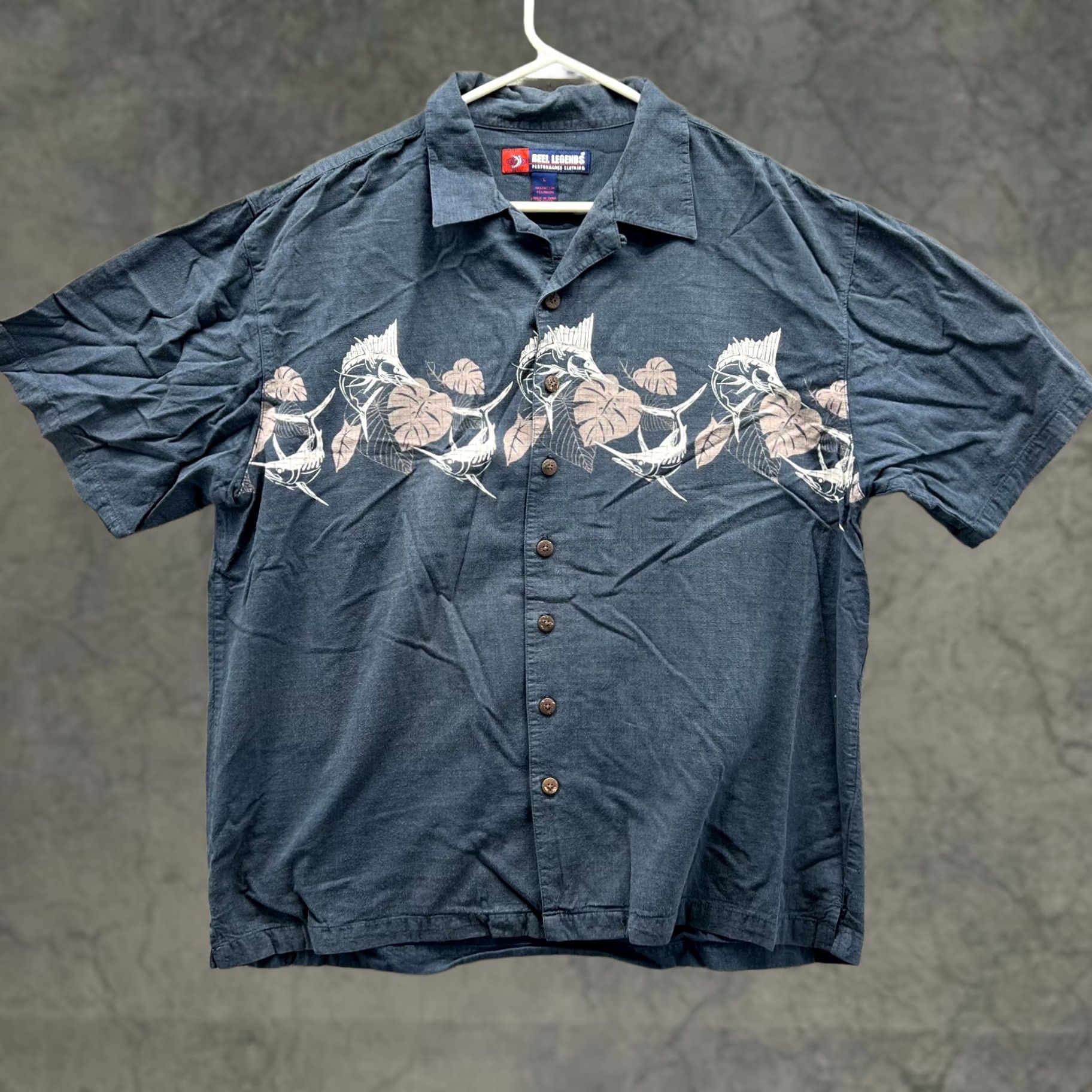 Vintage VINTAGE Reel Legends Shirt Men Large Blue Floral Button-Down Executive Casual Short Sleeve Size US L / EU 52-54 / 3 - 1 Thumbnail