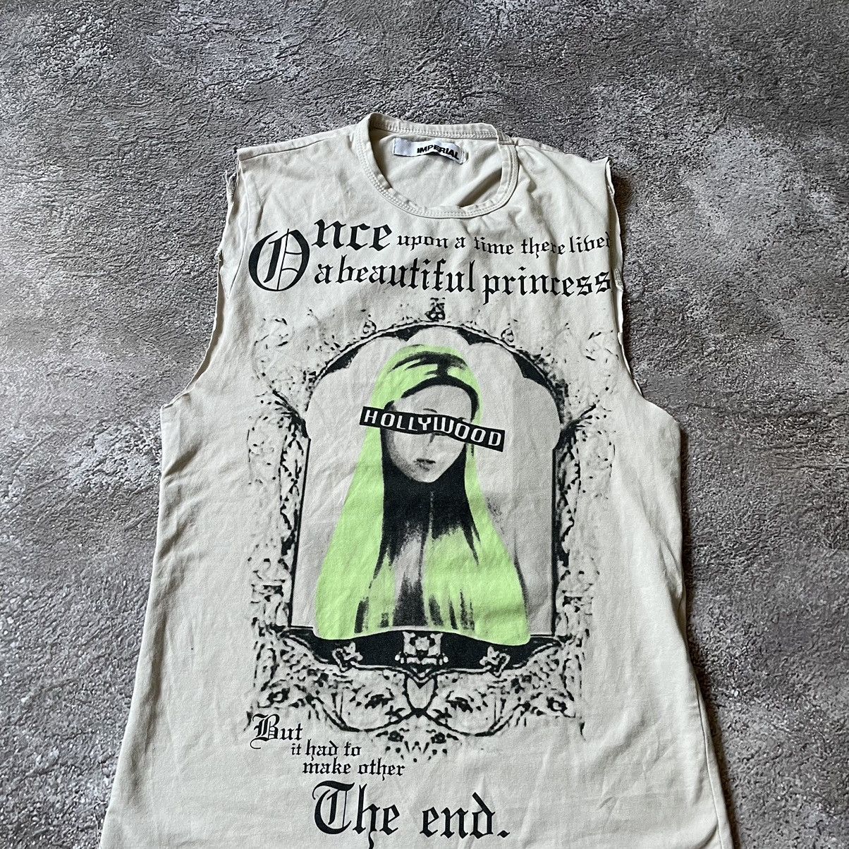 Vintage Vintage Y2K Creepy Face Graphic Tee Grunge Streetwear Boxy S Size US S / EU 44-46 / 1 - 5 Thumbnail