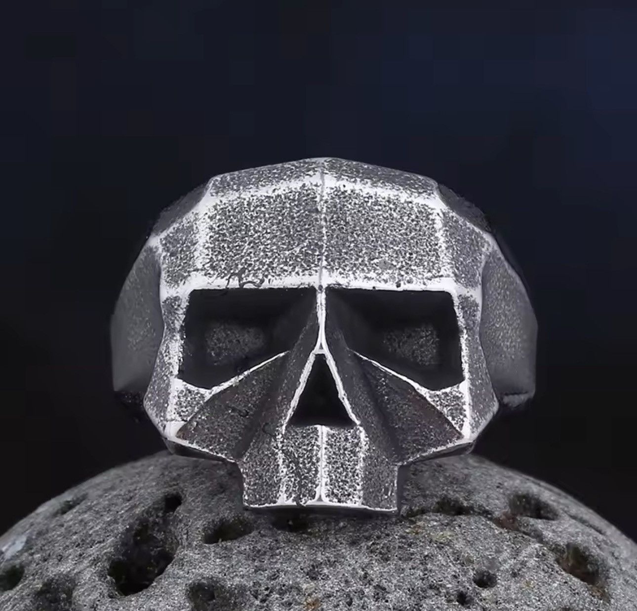 Jewelry × Vintage Size 12- 316L Stainless Steel Vintage Skull Ring Size ONE SIZE - 4 Thumbnail