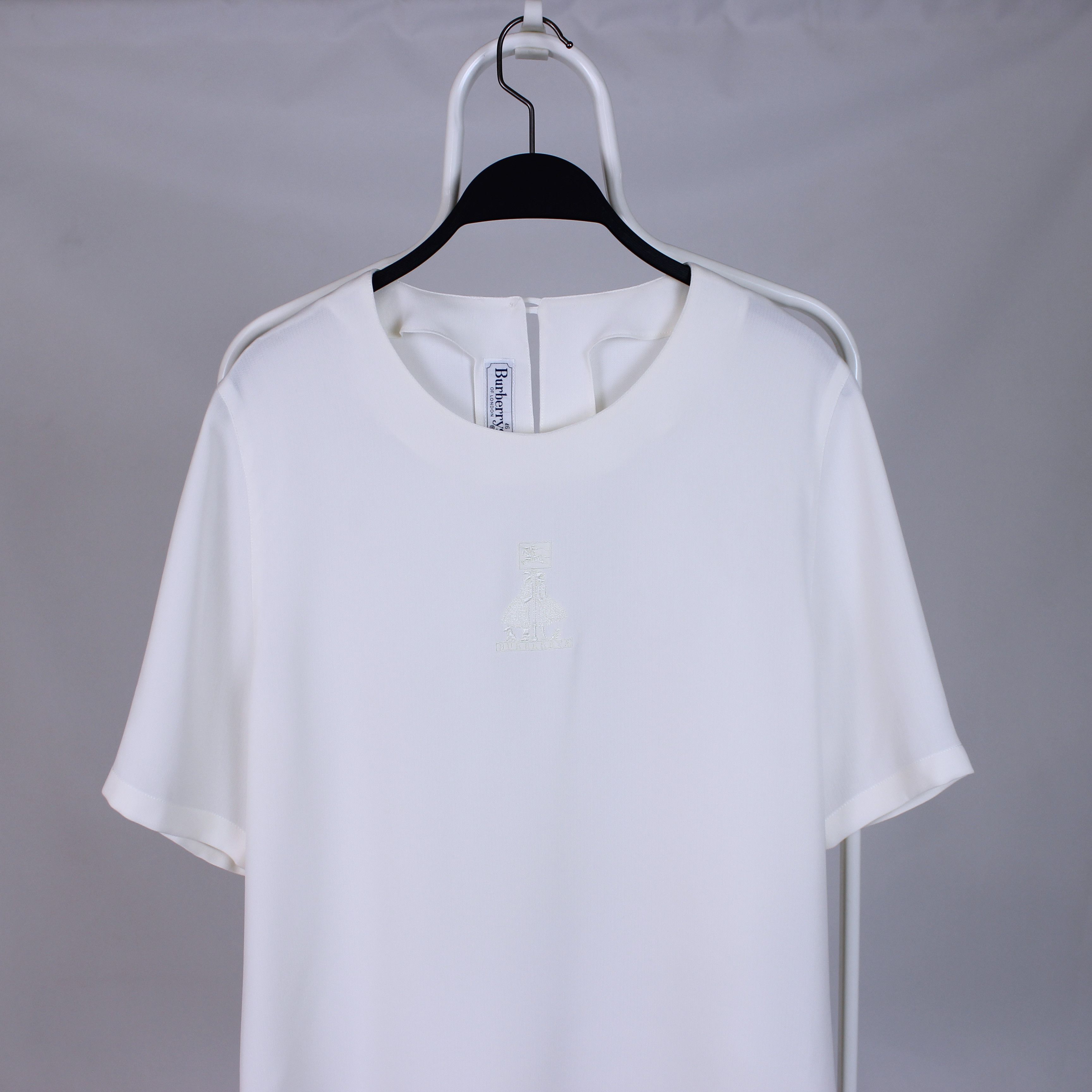 Burberry Burberrys burberry vintage blouses M L white Size M / US 6-8 / IT 42-44 - 2 Thumbnail