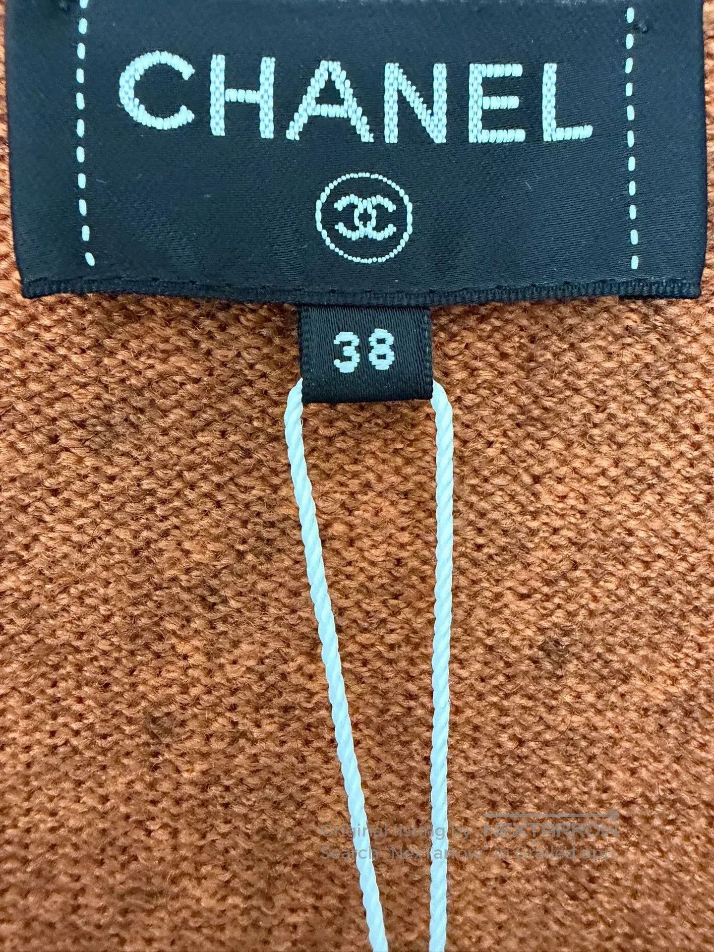 Chanel Chanel Red V-Neck Knit Vest Size 38. Size US M / EU 48-50 / 2 - 5 Thumbnail