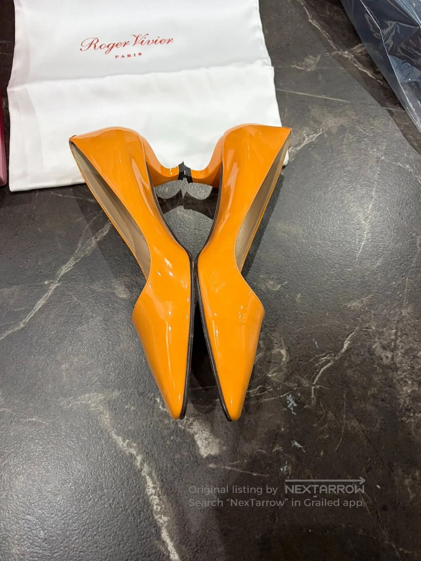 Roger Vivier Roger Vivier Mango Yellow Kitten Heel Pumps. Size US 5 / IT 35 - 3 Thumbnail