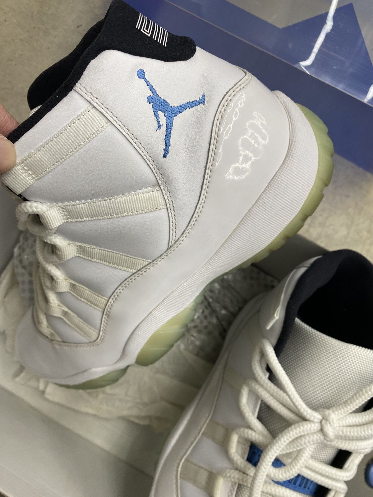 Jordan Brand Jordan 11 High Legend Blue Size US 11 / EU 44 - 10 Thumbnail