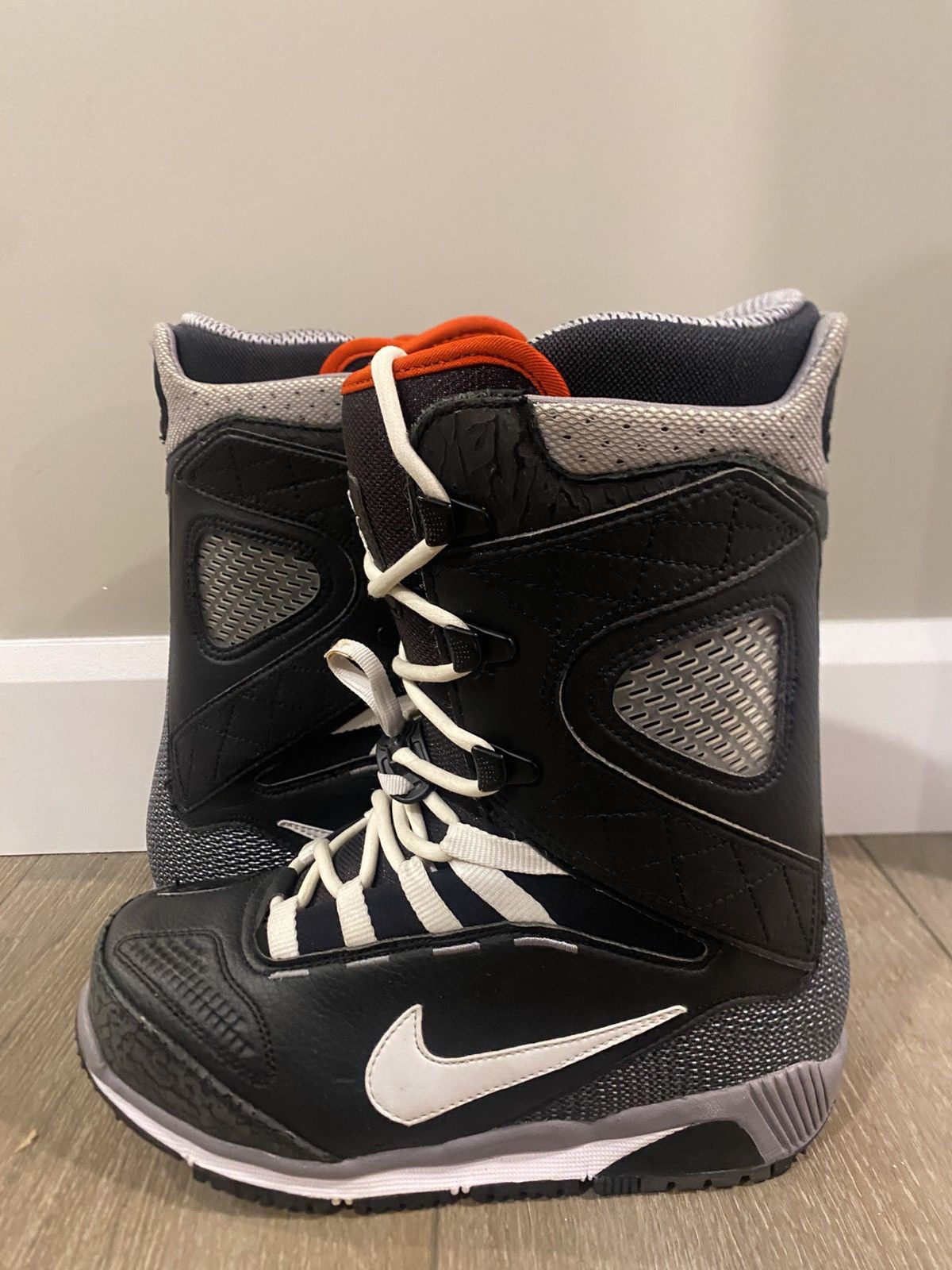 Nike Mens Nike Zoom Kaiju Snowboard Boots Black Cement Size 6 US Size US 6 / EU 39 - 3 Thumbnail