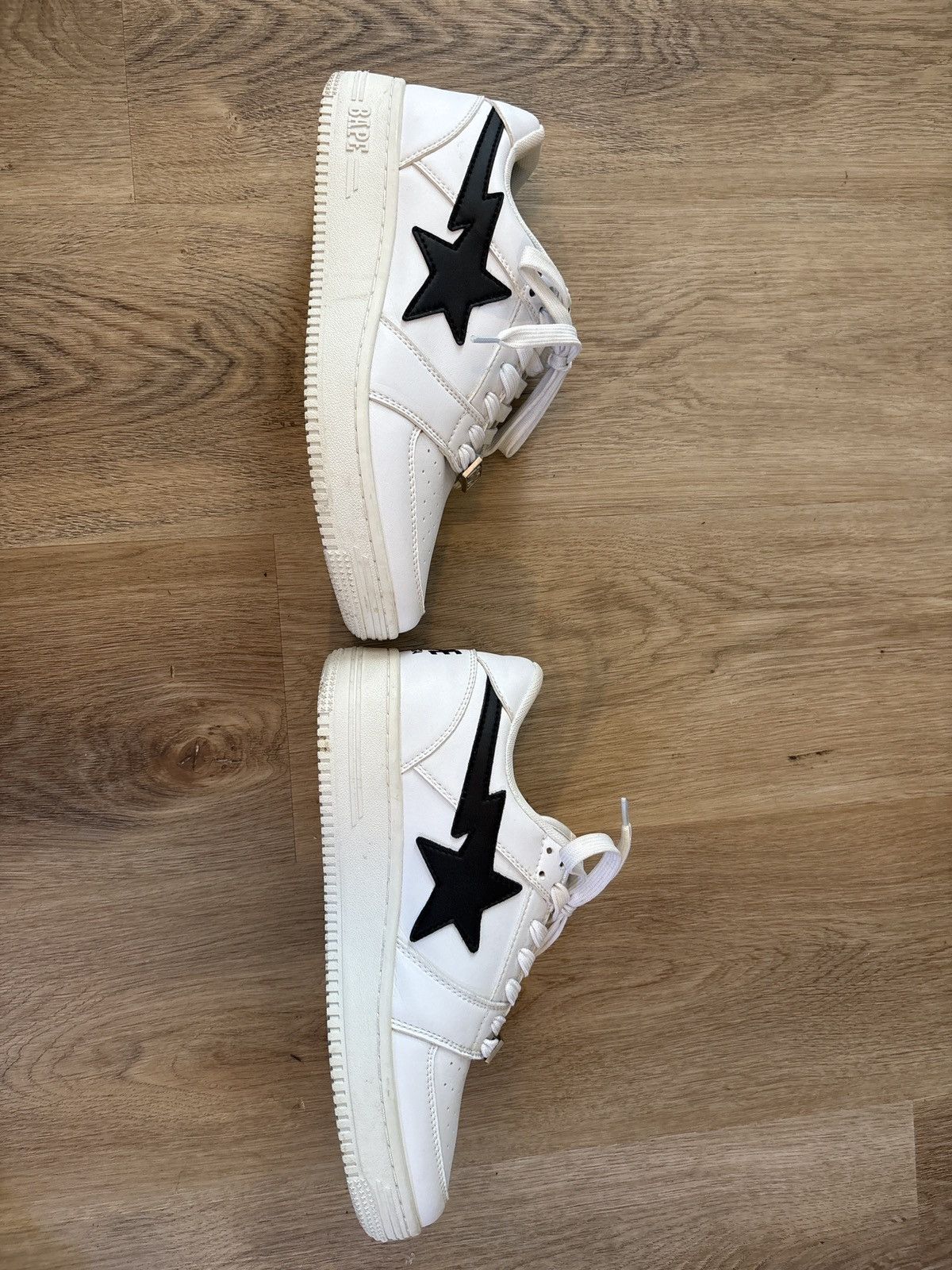 Bape BAPESTA LOW M2 'WHITE BLACK' Size US 8.5 / EU 41-42 - 2 Thumbnail