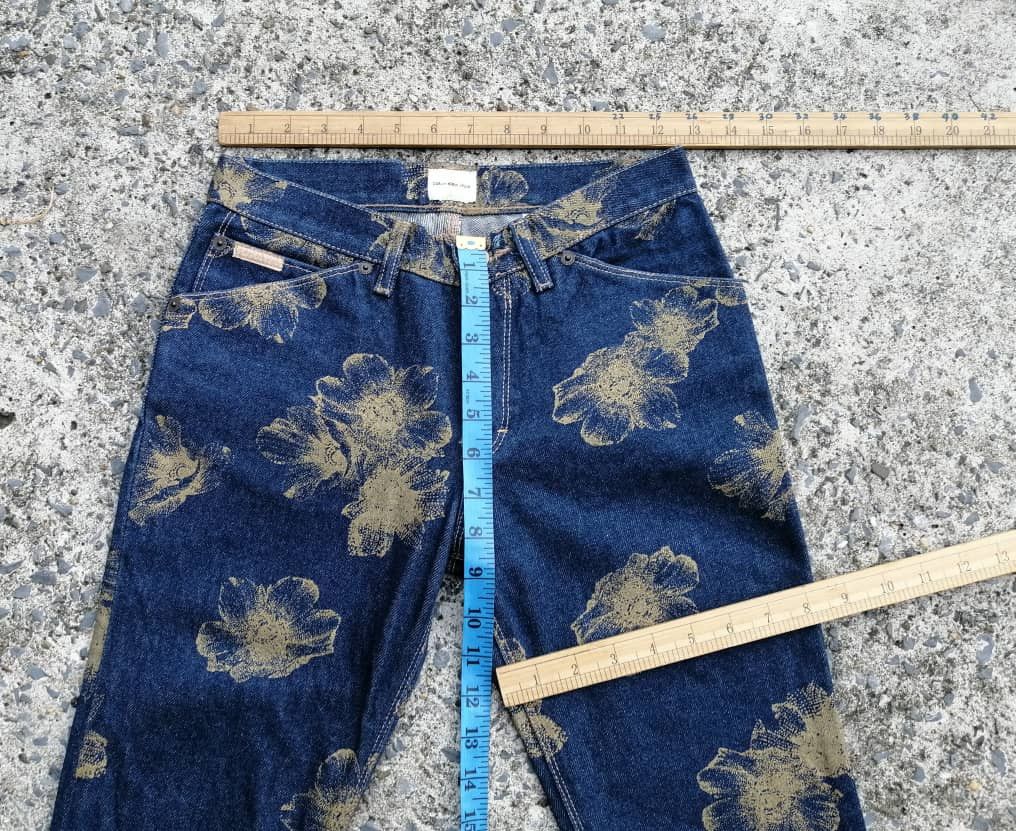 Calvin Klein Calvin Klein Working Blue Flowers Printed Bootcut Denim Jean Size 25" / US 0 / IT 36 - 2 Thumbnail