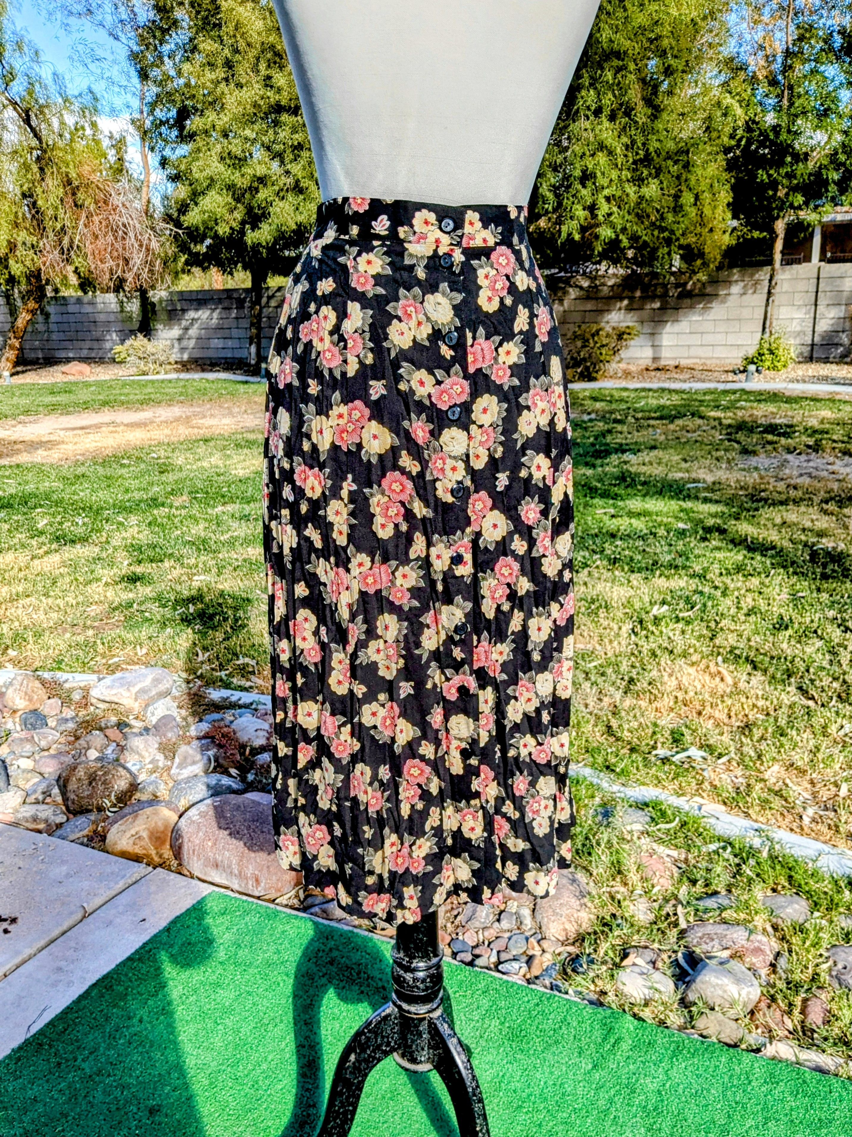 Designer Sag Harbor Black Floral Button Down Maxi Skirt Elastic Waist Size 26" / US 2 / IT 38 - 4 Thumbnail