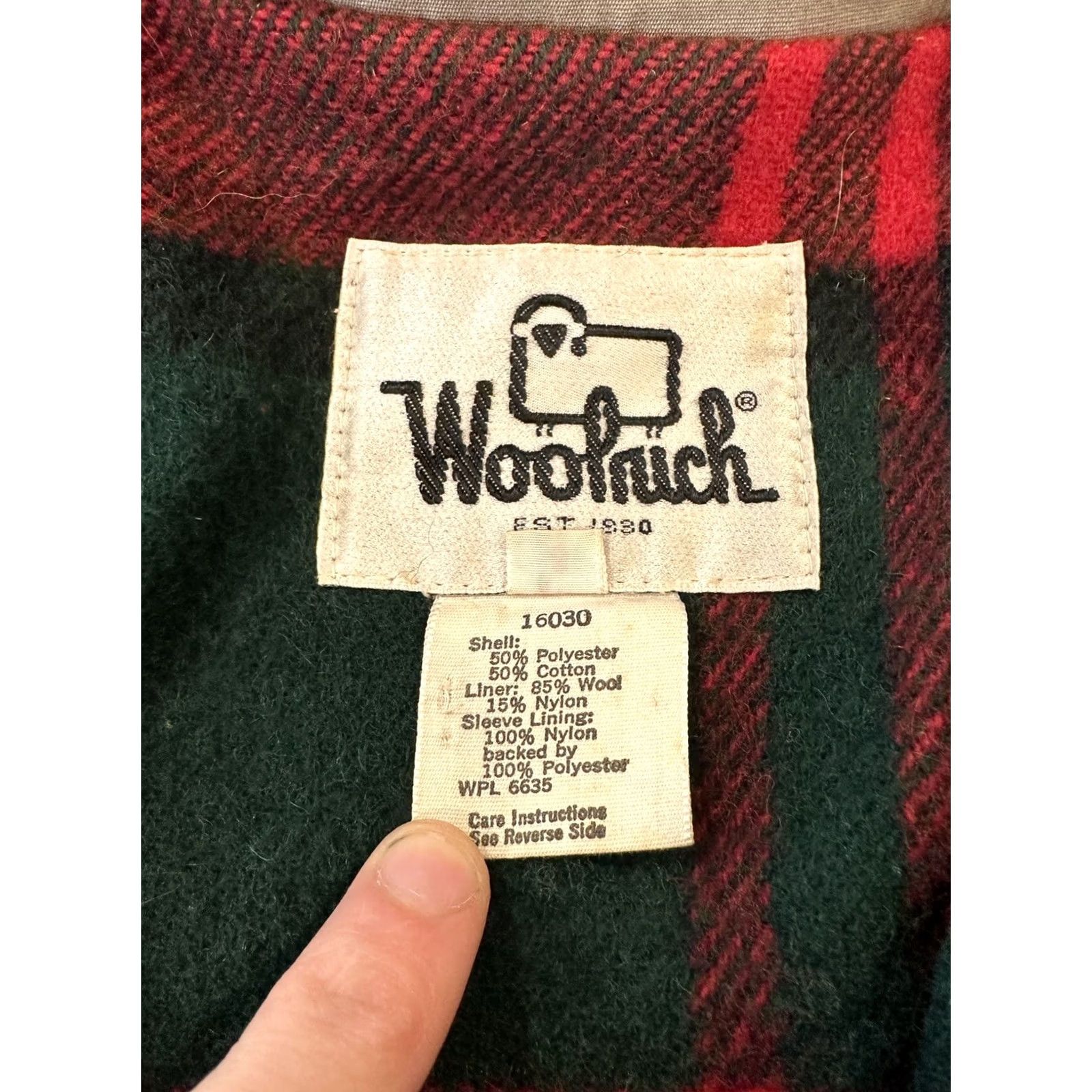 Vintage VINTAGE Woolrich Jacket Wool Flannel Lined Medium Beige Cotton Men Regular 80s Basic Coat Lined Size US M / EU 48-50 / 2 - 2 Thumbnail