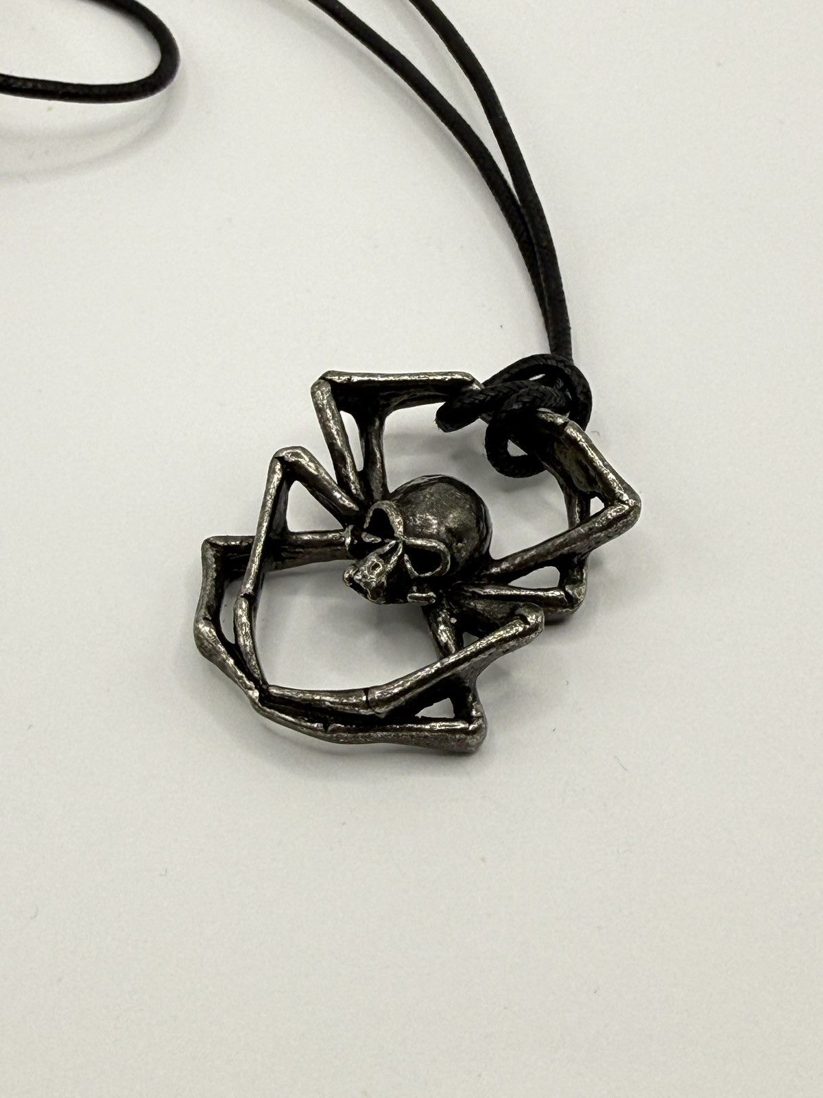 Seditionaries Alchemy 1990s spider necklace/pendant biker/goth chrome erd Size ONE SIZE - 2 Thumbnail
