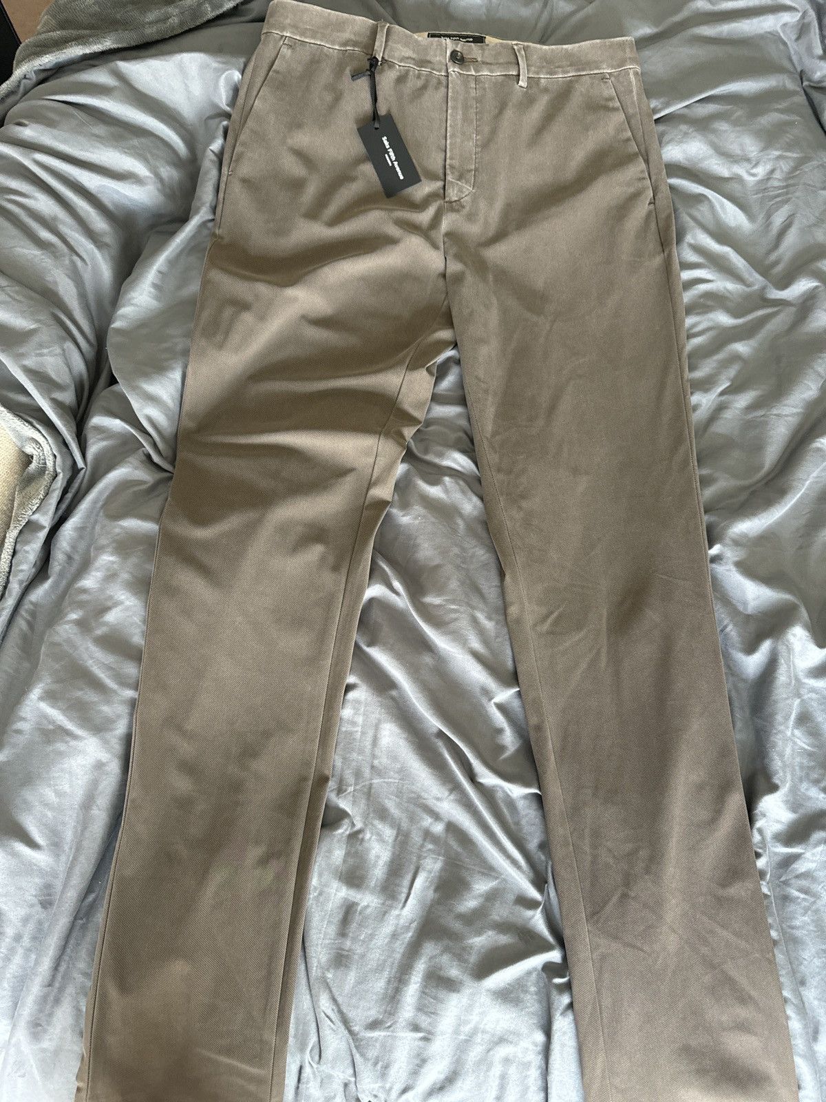 Saks Fifth Avenue Brand new tags on saks fifth avenue brown pants Size US 32 / EU 48 - 4 Thumbnail