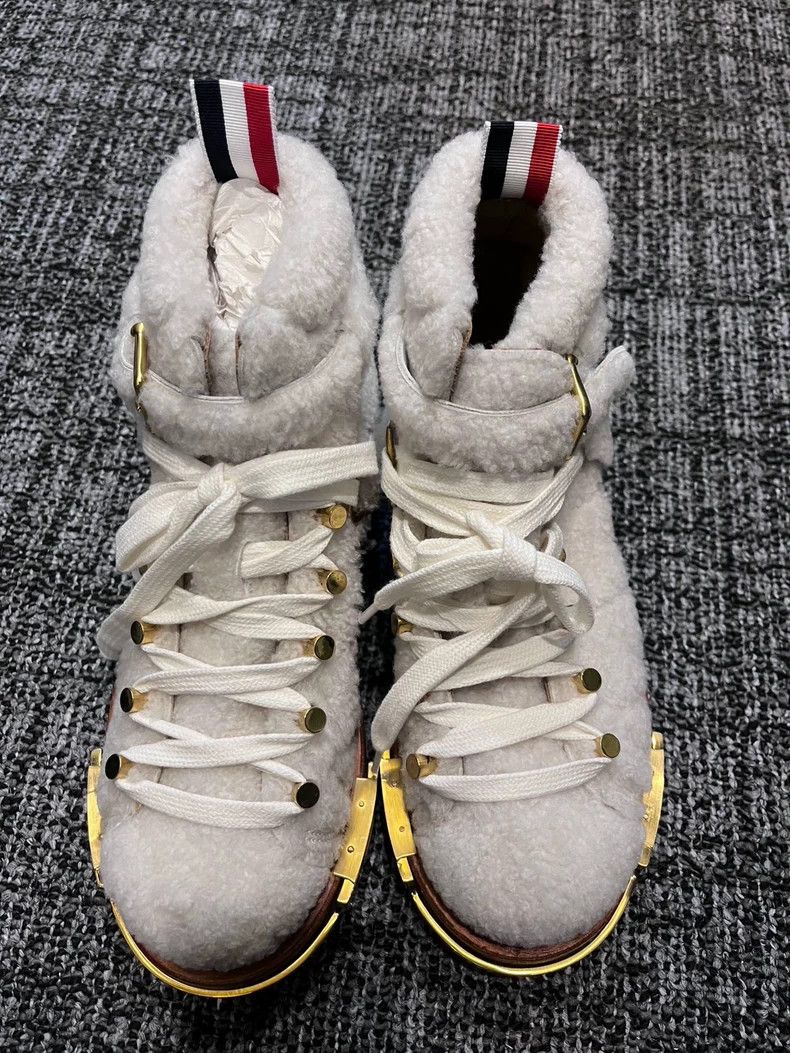 Thom Browne Thom Browne Sheep's woolen boots Size US 6.5 / EU 39-40 - 2 Thumbnail