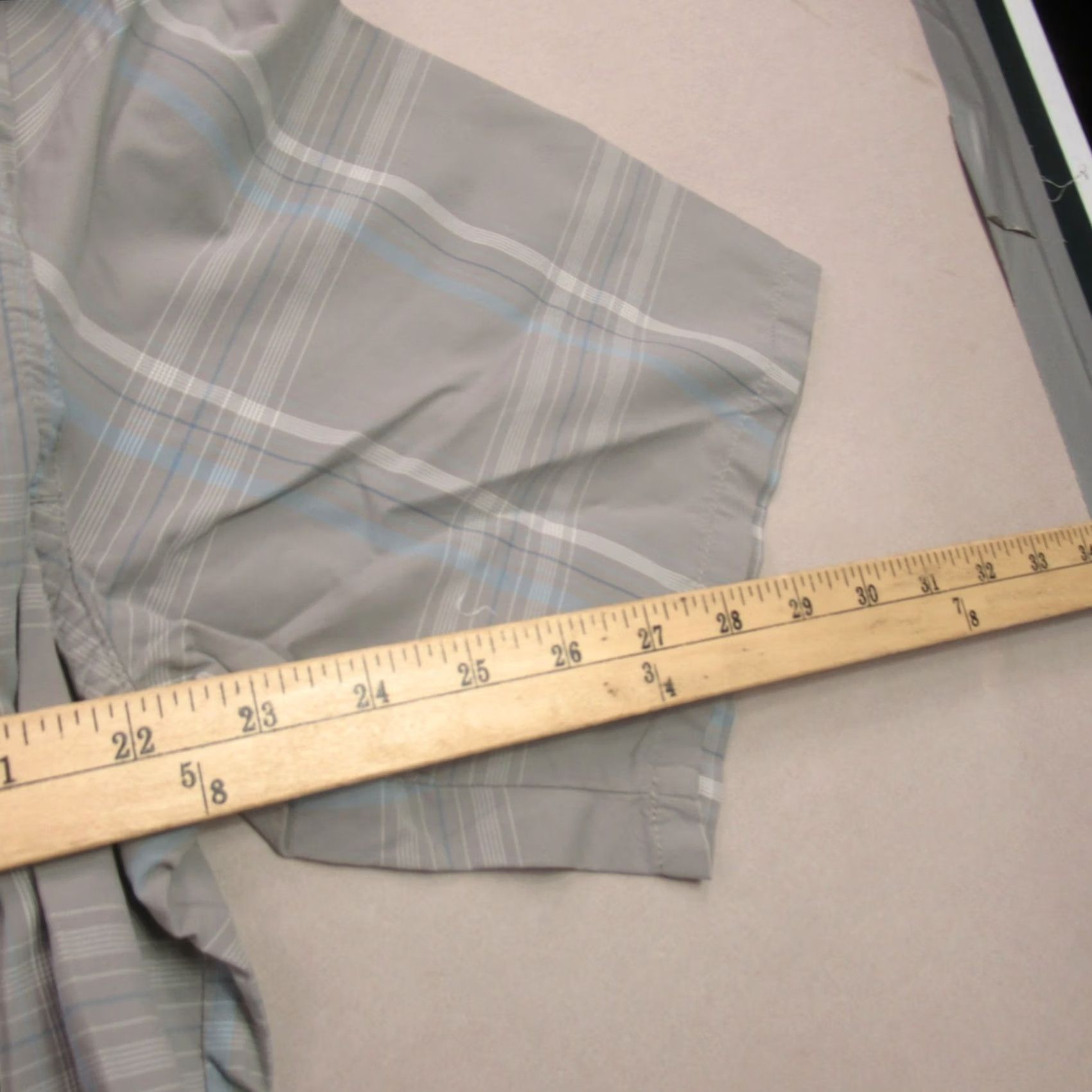 Vintage Woolrich Shirt Mens Short Sleeve Button Front Plaid Gray Casual Outdoor Large L Size US L / EU 52-54 / 3 - 7 Thumbnail