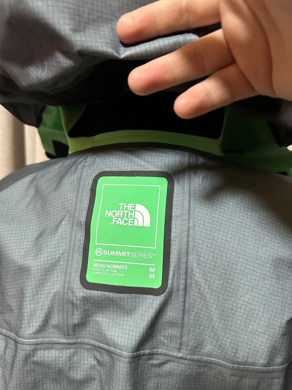 The North Face THE NORTH FACE Summit Tsirku GTX Pro Jacket Ski jacket Sz M Size US M / EU 48-50 / 2 - 10 Thumbnail