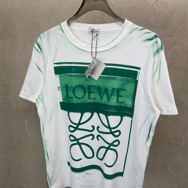 Loewe LOEWE White short-sleeved T-shirt with large green Logo on Size XS / US 0-2 / IT 36-38 - 3 Thumbnail