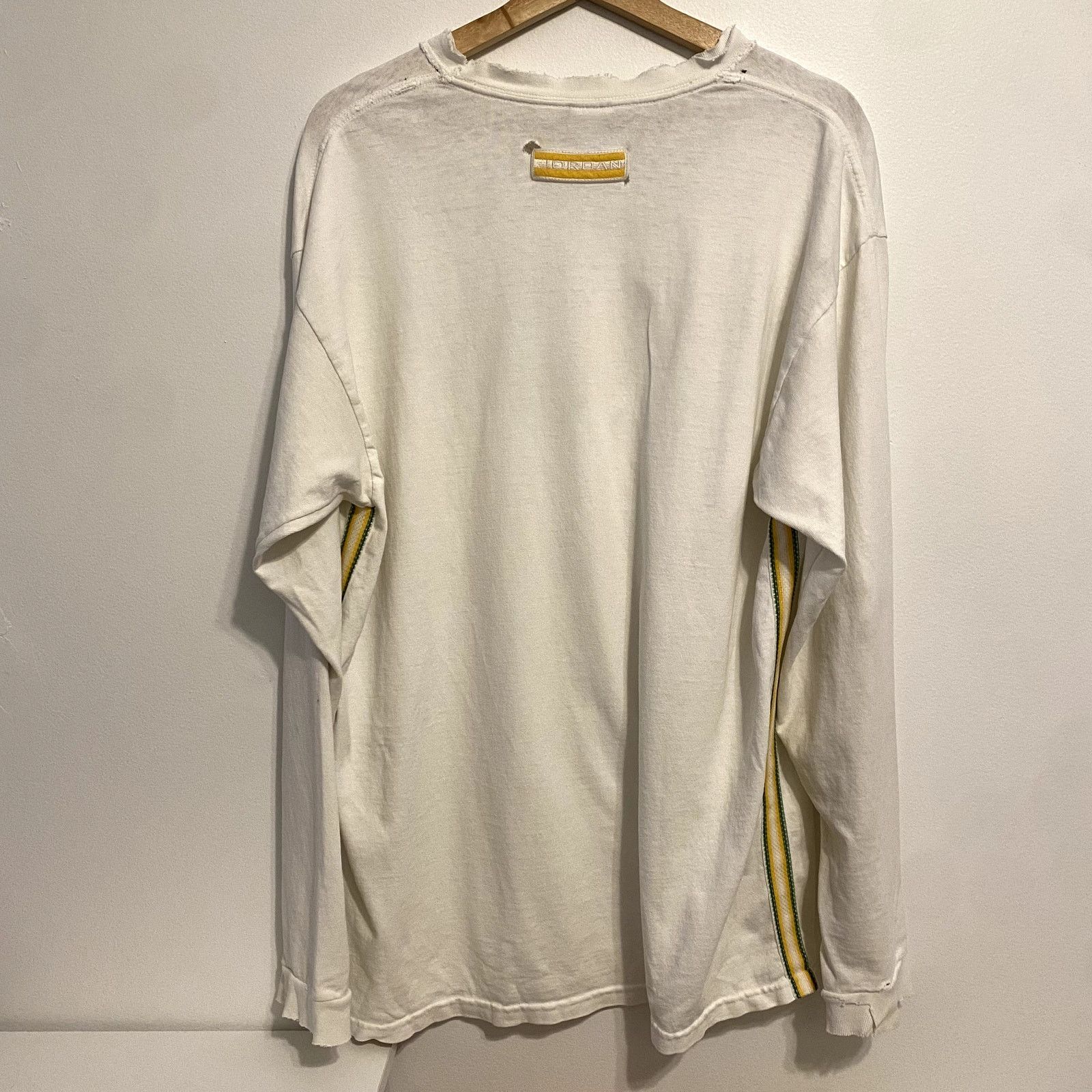Jordan Brand × Nike × Vintage Vintage Jordan Jumpman Felt Logo 90s Long Sleeve T Shirt Size US L / EU 52-54 / 3 - 4 Thumbnail