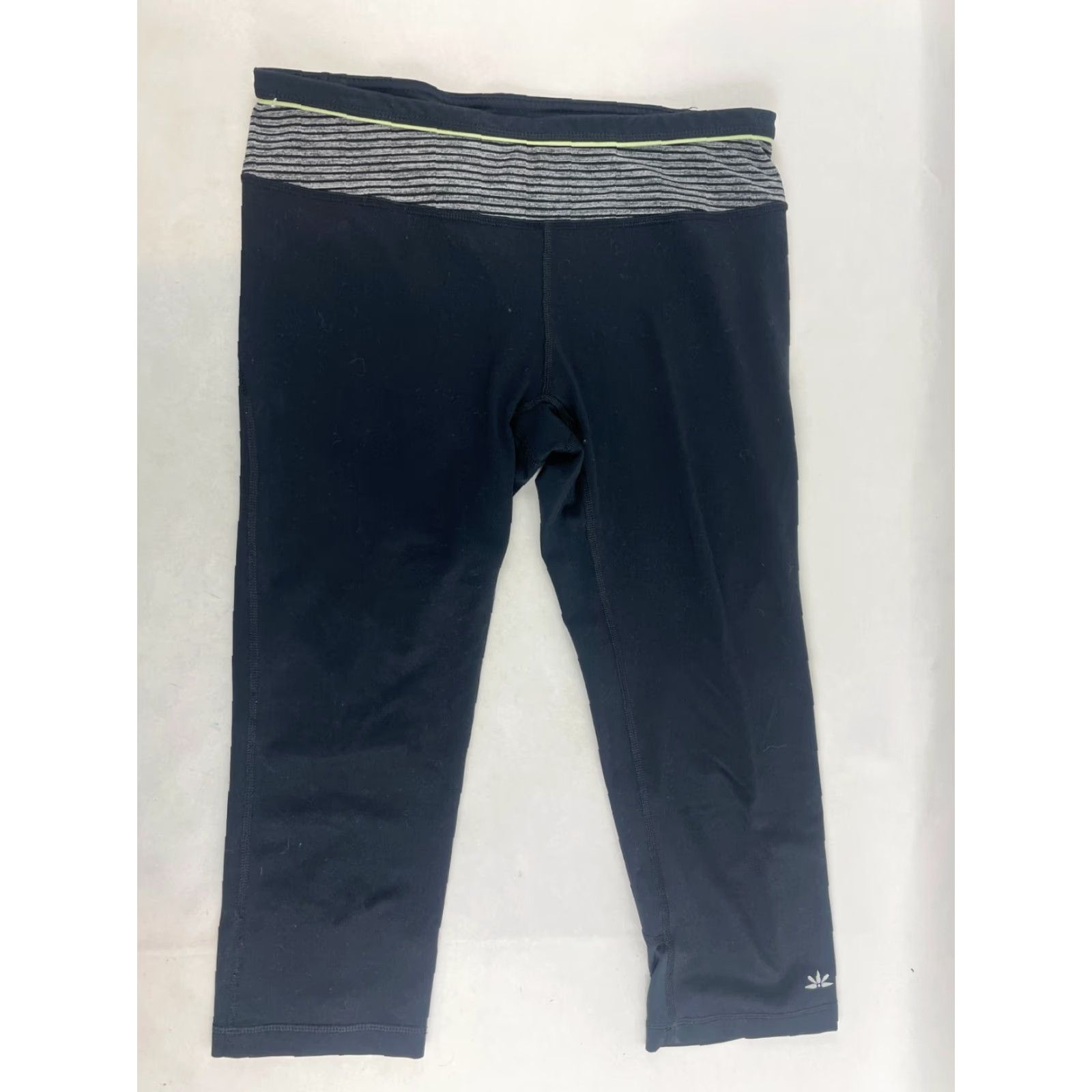 Vintage Lukka Pants Women's Size Small Black Pull On Activewear Capri Leggings Stretch Size 28" / US 6 / IT 42 - 2 Thumbnail