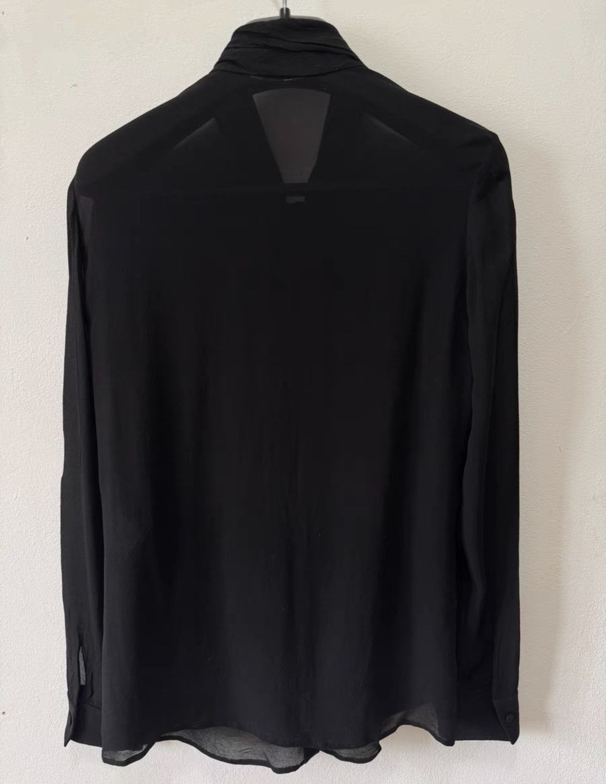 Saint Laurent Paris Saint Laurent (SLP) 16FW Silk "Black Knight" Bow Tie Shirt Size US S / EU 44-46 / 1 - 2 Thumbnail