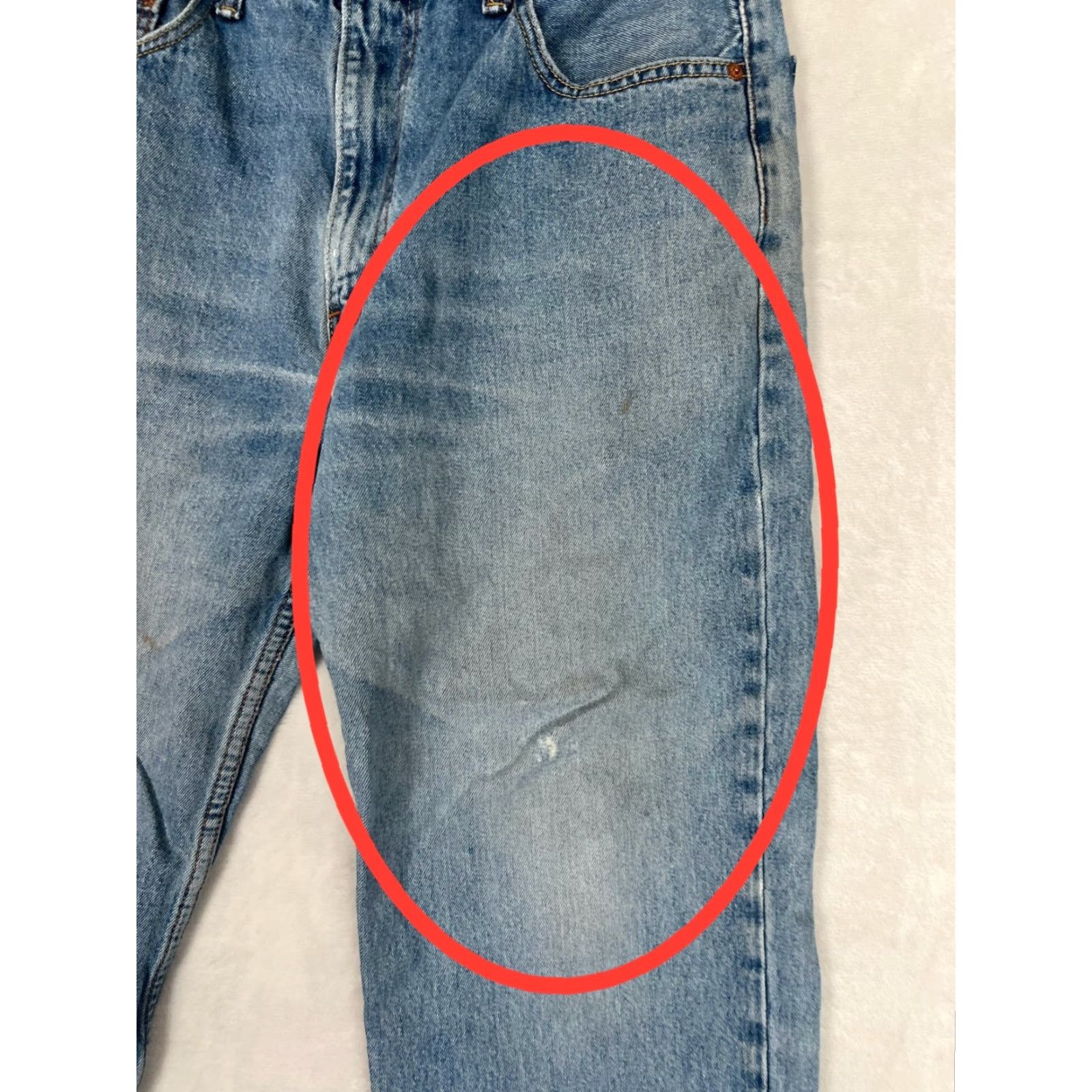 Levi's VINTAGE Levi’s 550 Jeans Jeans 550 Distressed Medium Wash 36x29 Levi’s 550 5-Pocket Men Regular 90s Grunge USA Retro Jeans Size US 36 / EU 52 - 2 Thumbnail
