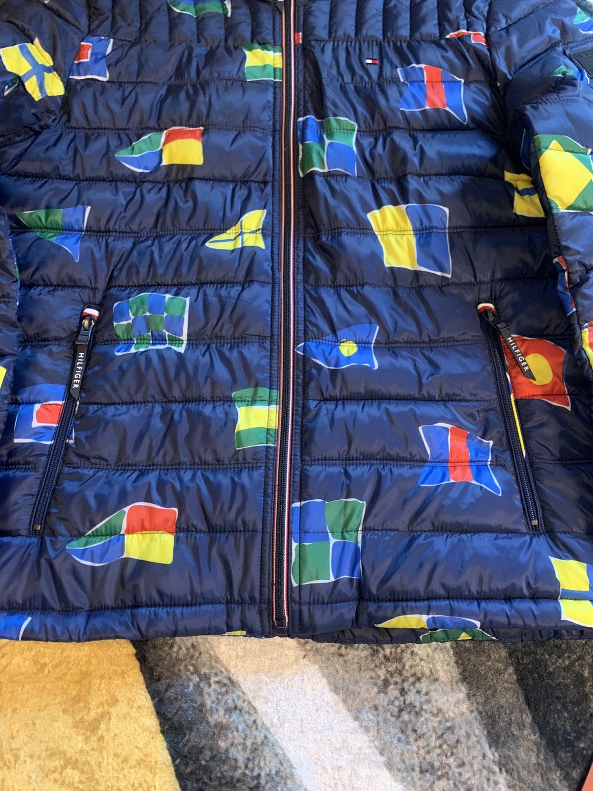 Tommy Hilfiger Tommy Hilfiger Puffer Jacket Flags Size ONE SIZE - 3 Thumbnail
