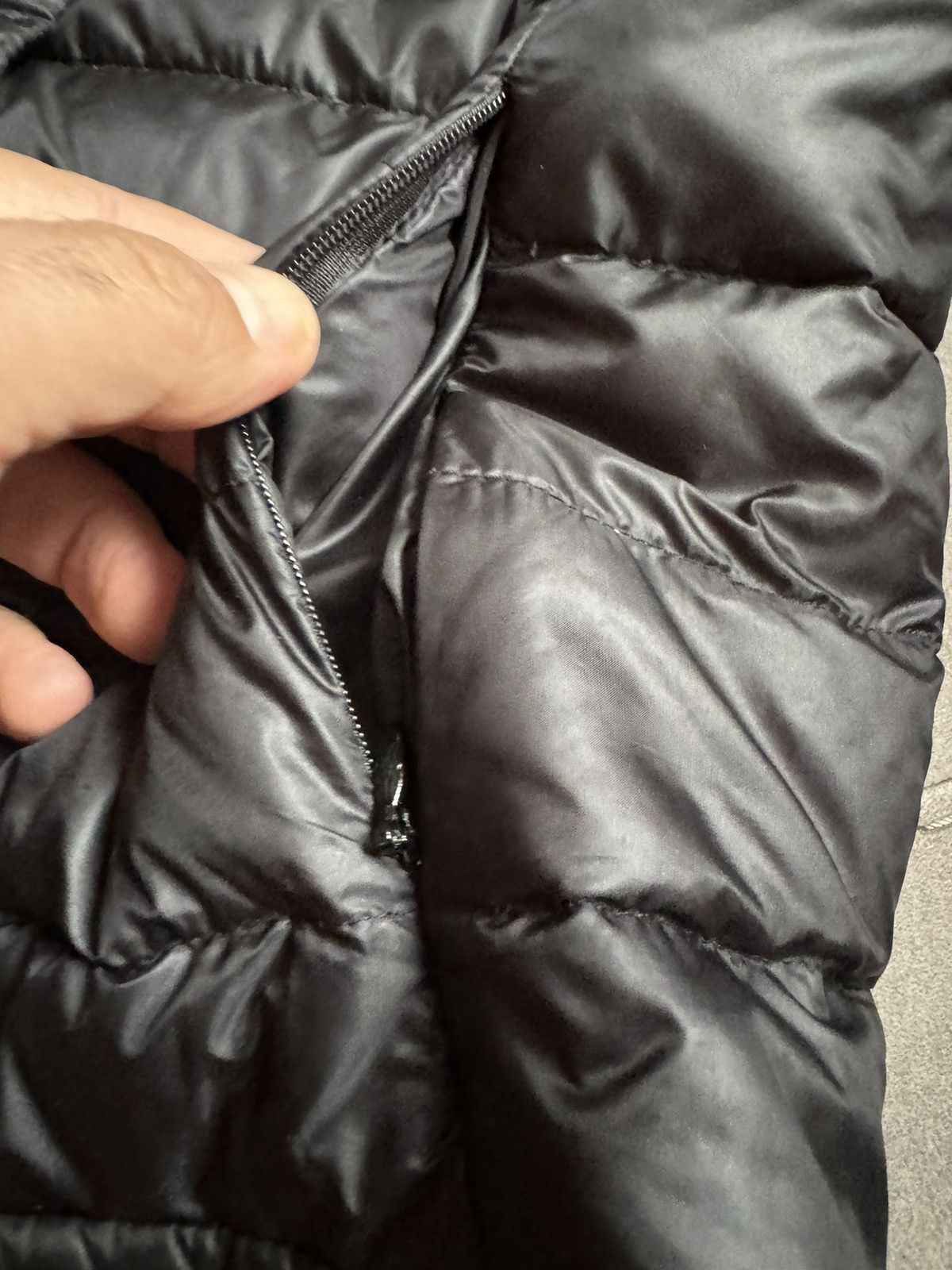 Moncler MONCLER “LIANE” ladies gilet REAL SIZES IN PHOTOS BY TAPE Size S / US 4 / IT 40 - 12 Thumbnail