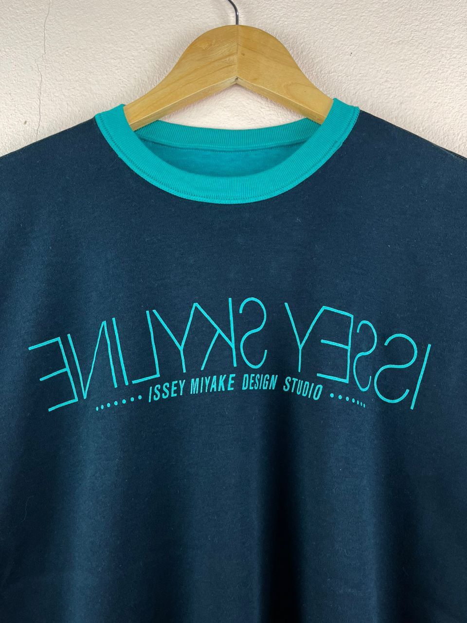 Designer × Issey Miyake × Japanese Brand Issey Skyline Issey Miyake Studio Iconic Logo Tee Size US L / EU 52-54 / 3 - 13 Thumbnail