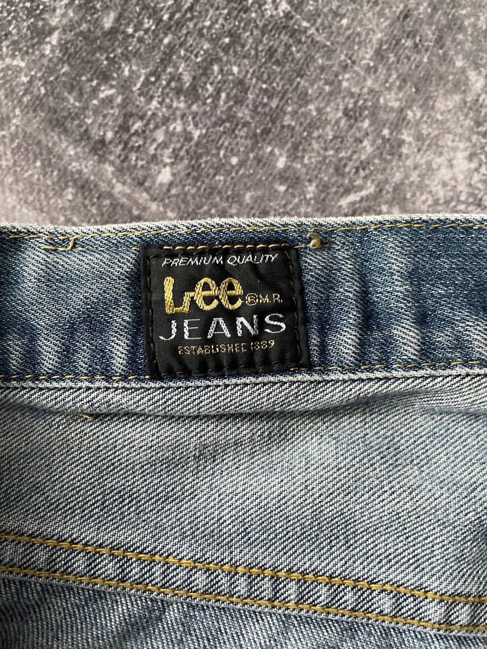 Lee × Vintage Vintage 90s Lee Washed Blue Denim Blue Jeans Pants Y2K Rare Size US 34 / EU 50 - 6 Thumbnail