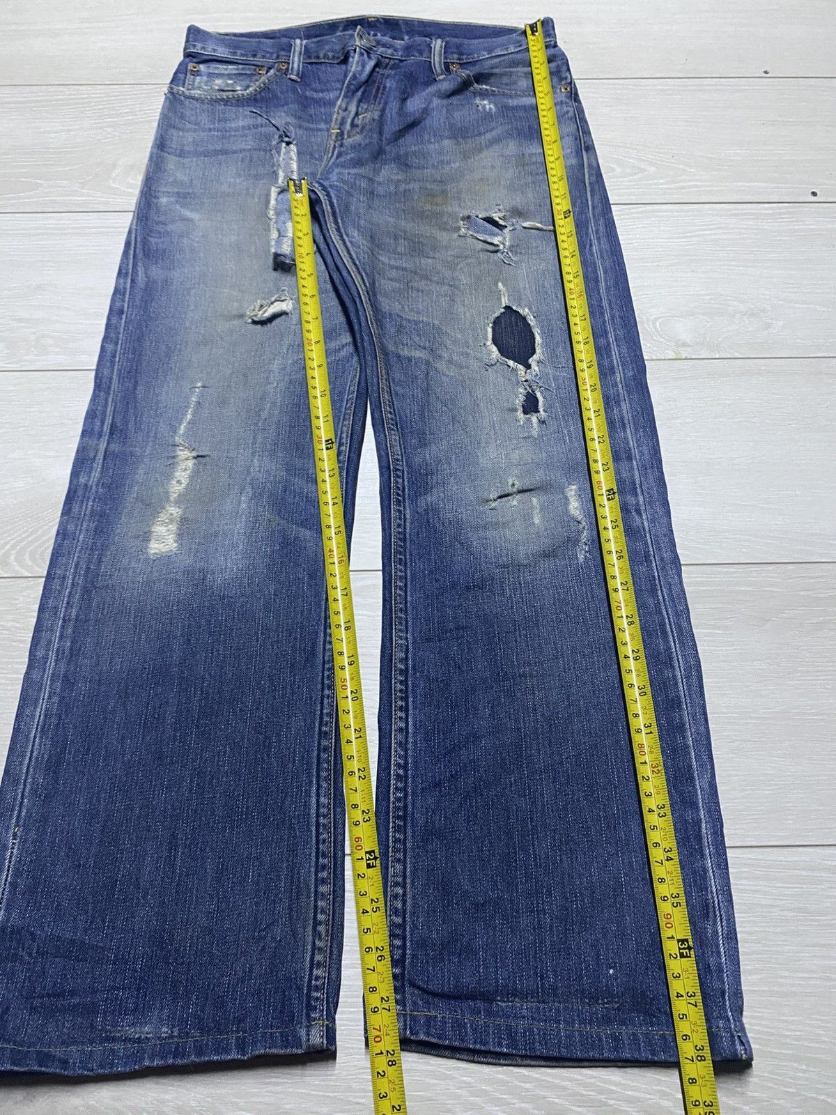 Levi's Vintage Levis 505 Faded Wash Crazy Distressed Loose Jeans Size US 31 - 14 Thumbnail