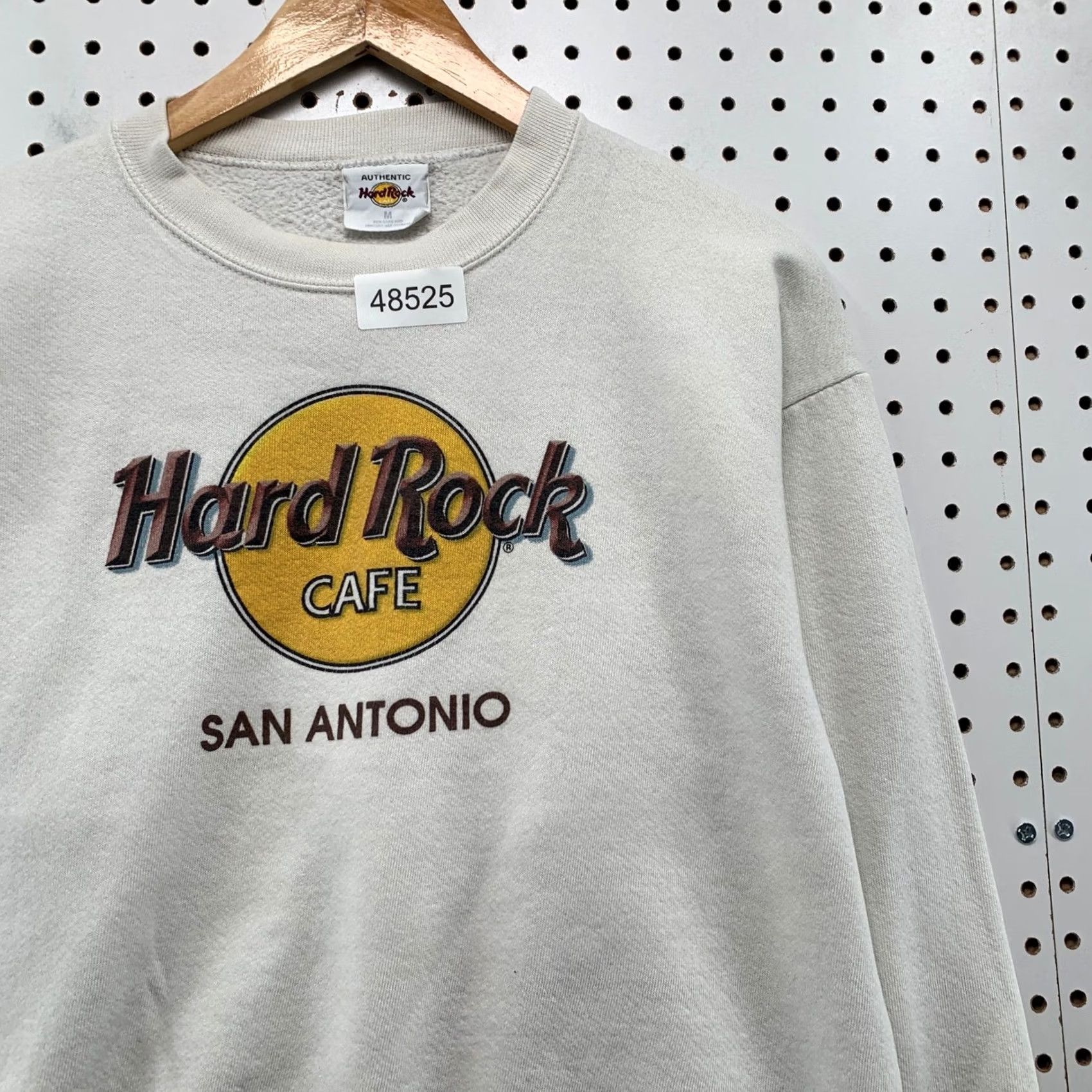 Hard Rock Cafe VINTAGE Hard Rock Cafe Sweatshirt Mens Medium White 90s San Antonio Crewneck Size US M / EU 48-50 / 2 - 7 Thumbnail