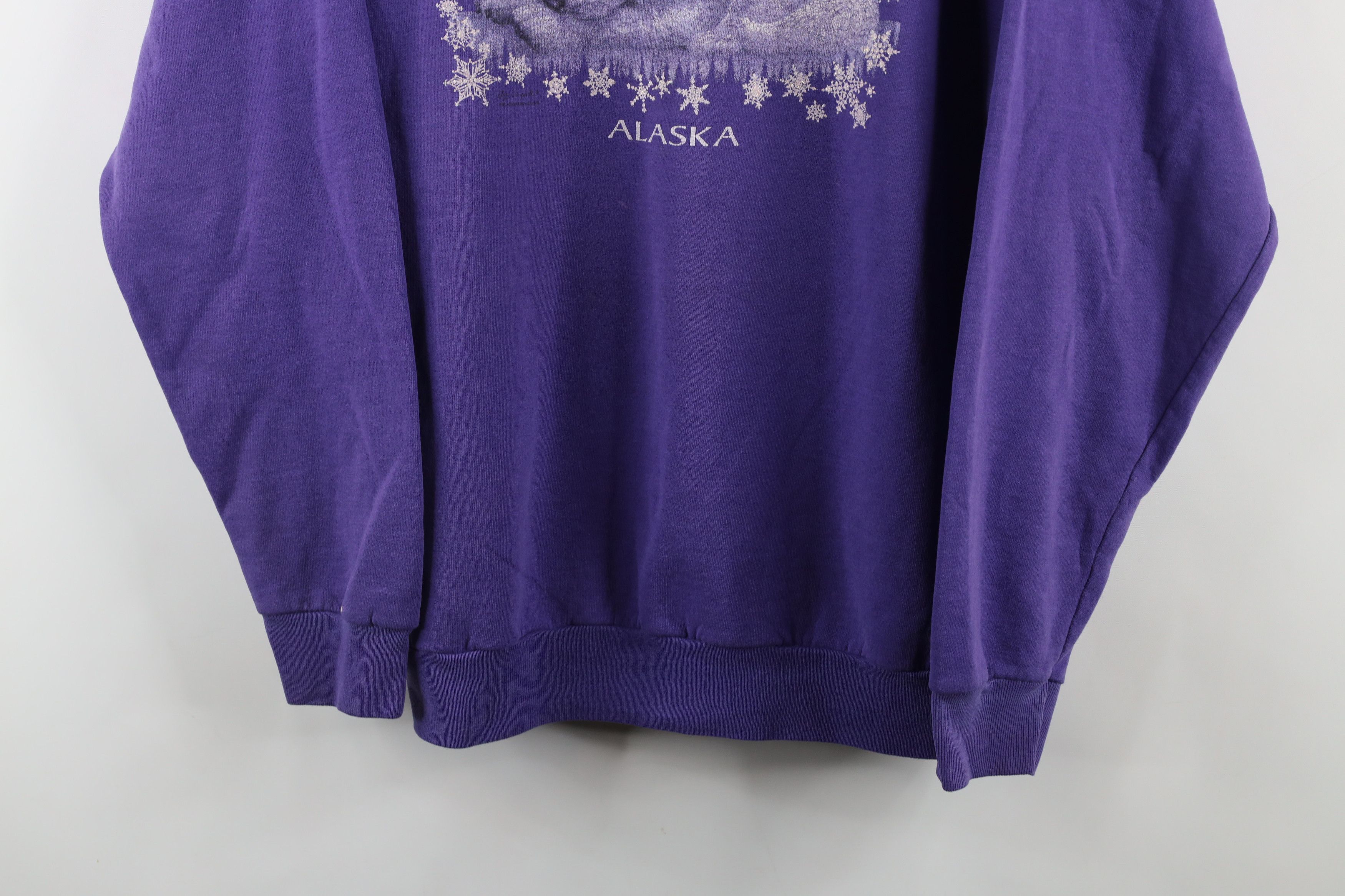 Vintage Vintage 90s Streetwear Alaska Polar Bear Sweatshirt Size L / US 10 / IT 46 - 3 Thumbnail