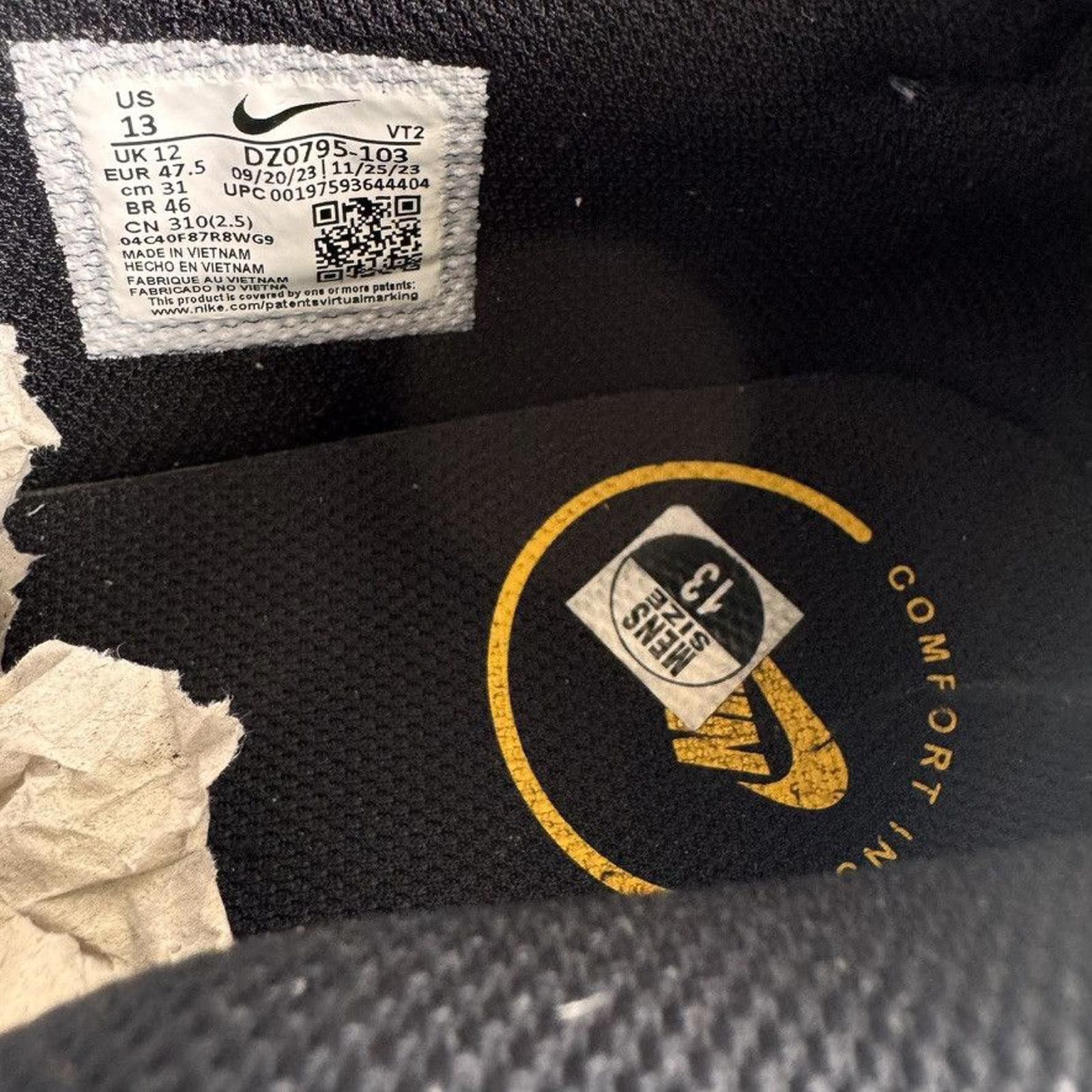 Nike NIKE • Air Max Excee (13M) Size US 13 / EU 46 - 5 Thumbnail