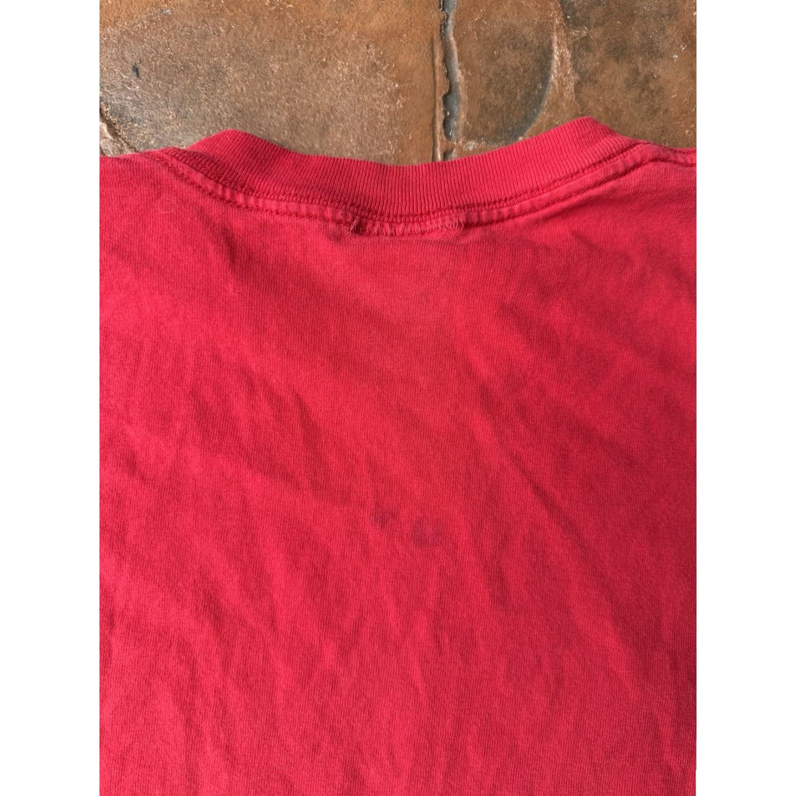 Vintage VINTAGE Marvin the Martian Looney Tunes Sleep T Shirt One Size Red Cotton Men T-Shirt 90s Cartoon Space Logo All Seasons Mens Size US M / EU 48-50 / 2 - 5 Thumbnail