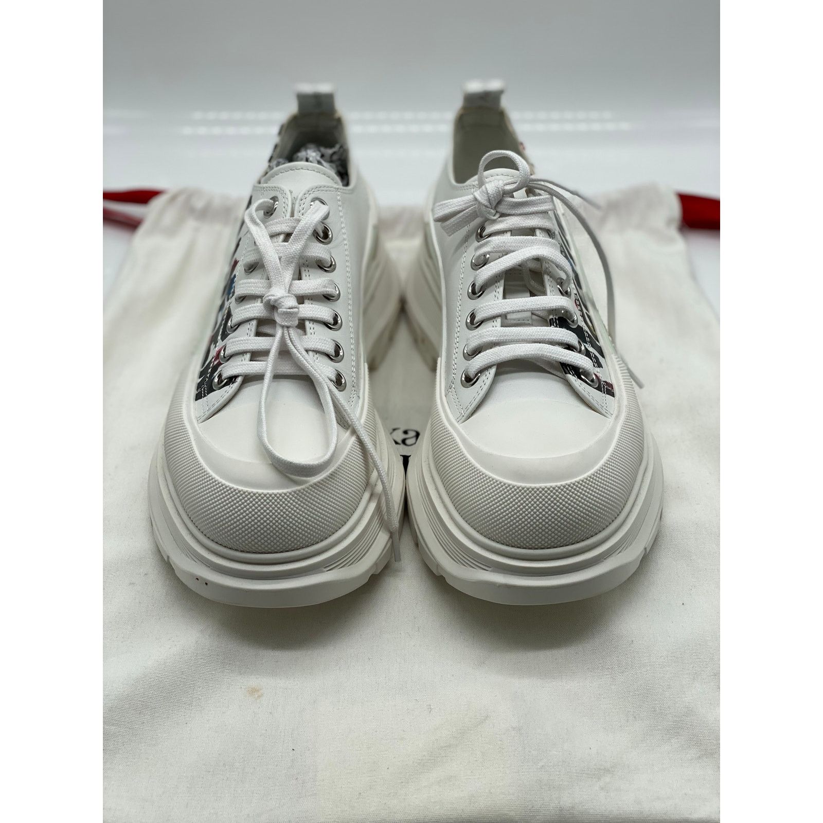 Alexander McQueen Alexander McQueen Tread Slick Low-Top Sneakers sz. 41 EU Size US 8 / EU 41 - 2 Thumbnail