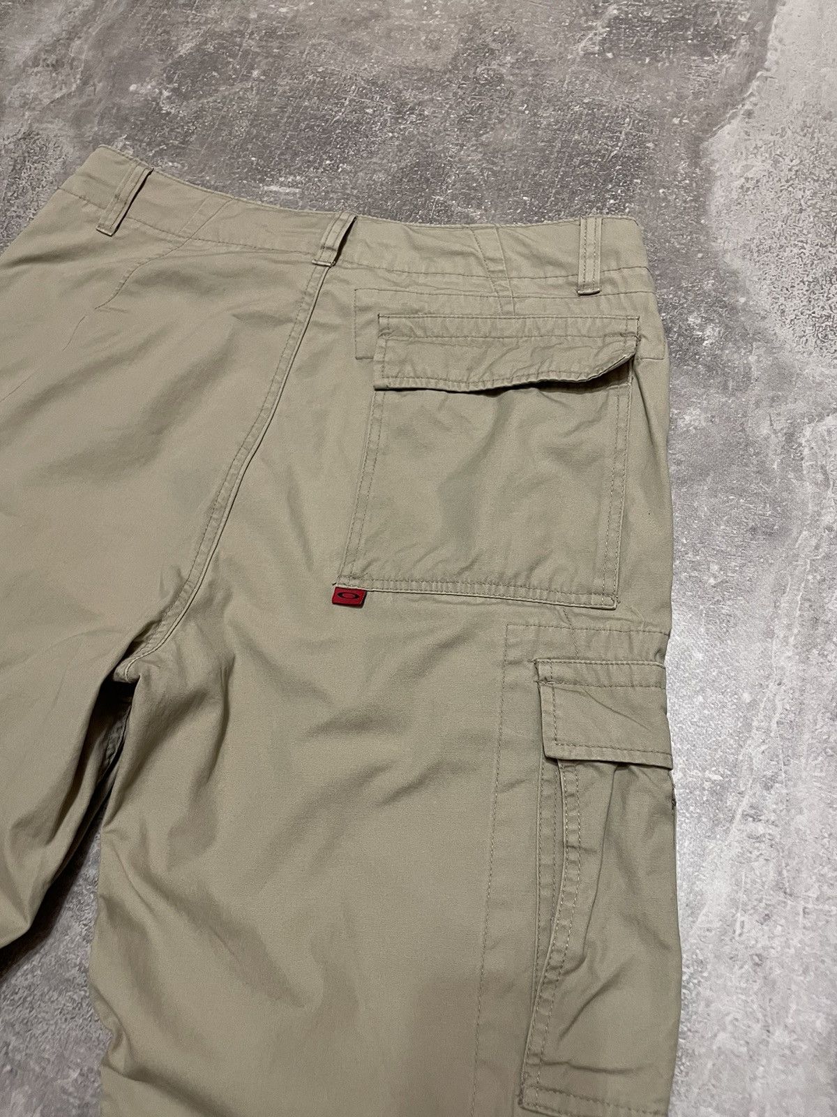 Oakley × Vintage Vintage Oakley Cargo Pants 32 Size US 32 / EU 48 - 15 Thumbnail