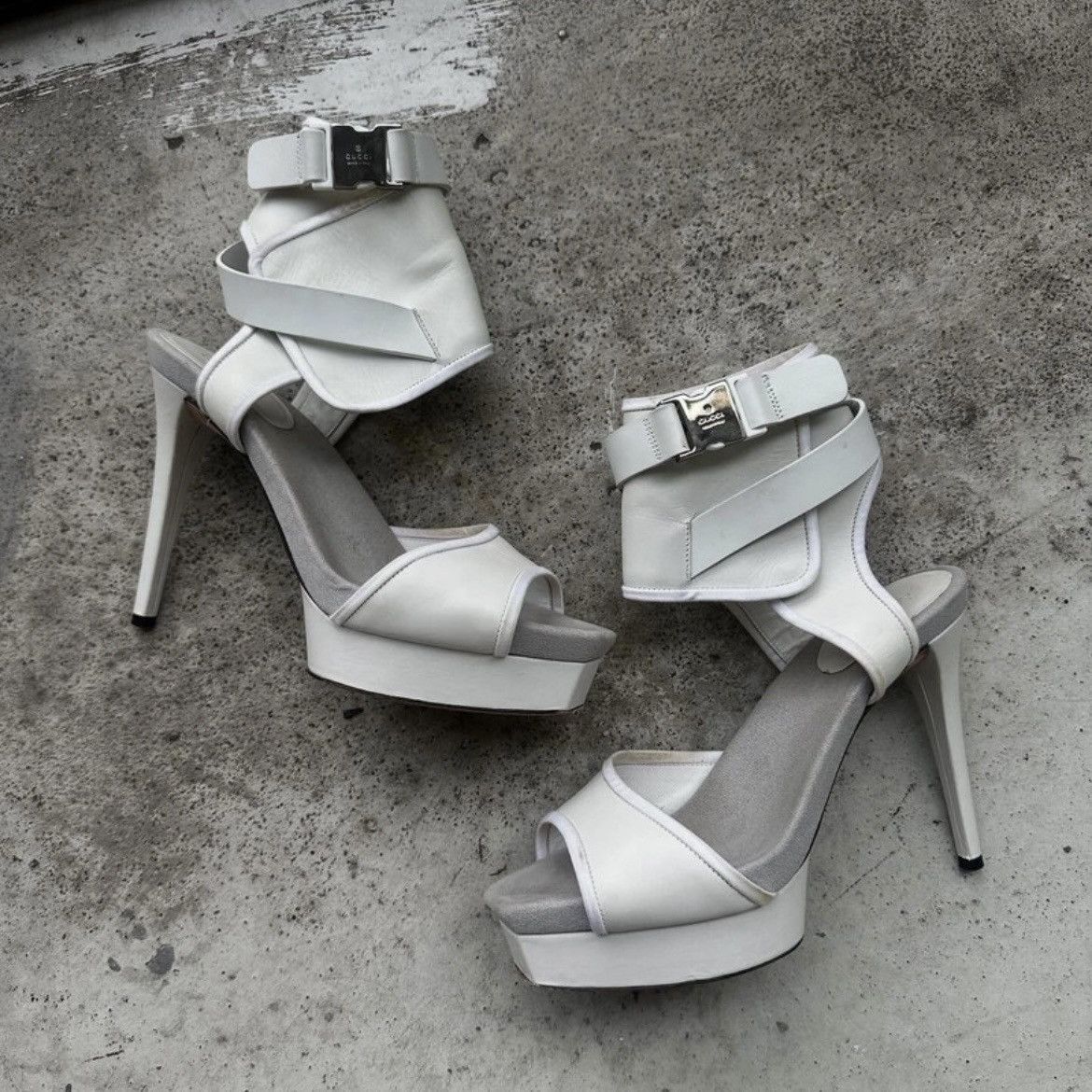 Gucci RUNWAY Gucci Grey Leather Gail Ankle Cuff Heels Size US 9 / IT 39 - 1 Thumbnail
