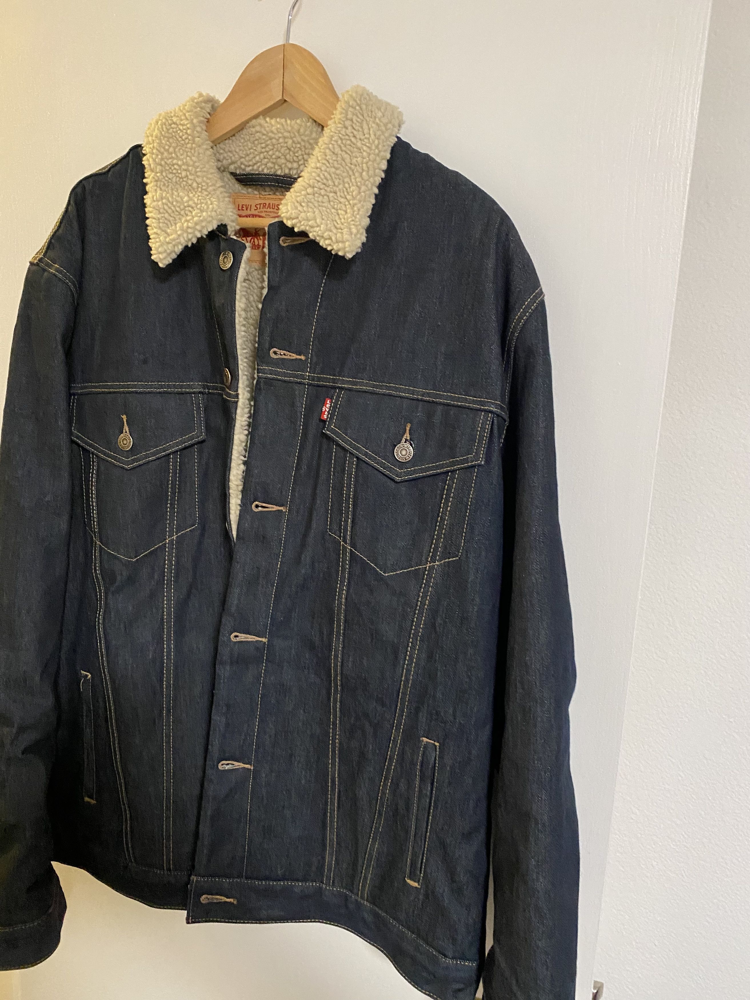 Levi's Levis Sherpa jacket dark wash denim Excel condition Size XXL Size US XXL / EU 58 / 5 - 5 Thumbnail