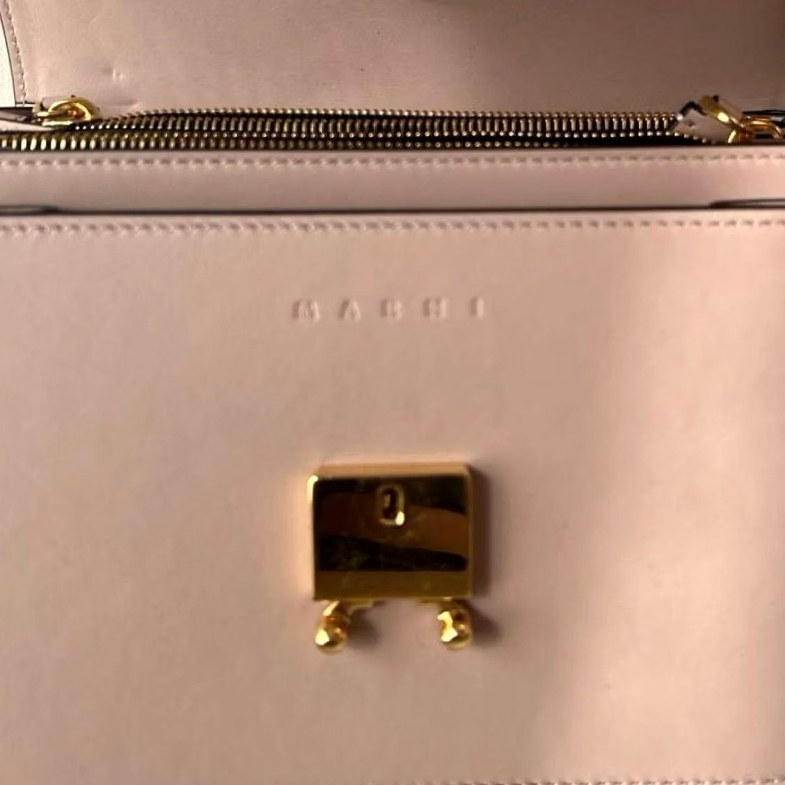 Marni Marni Trunk Medium Shoulder Bag Women's Pink Leather Authentic Used Size ONE SIZE - 5 Thumbnail