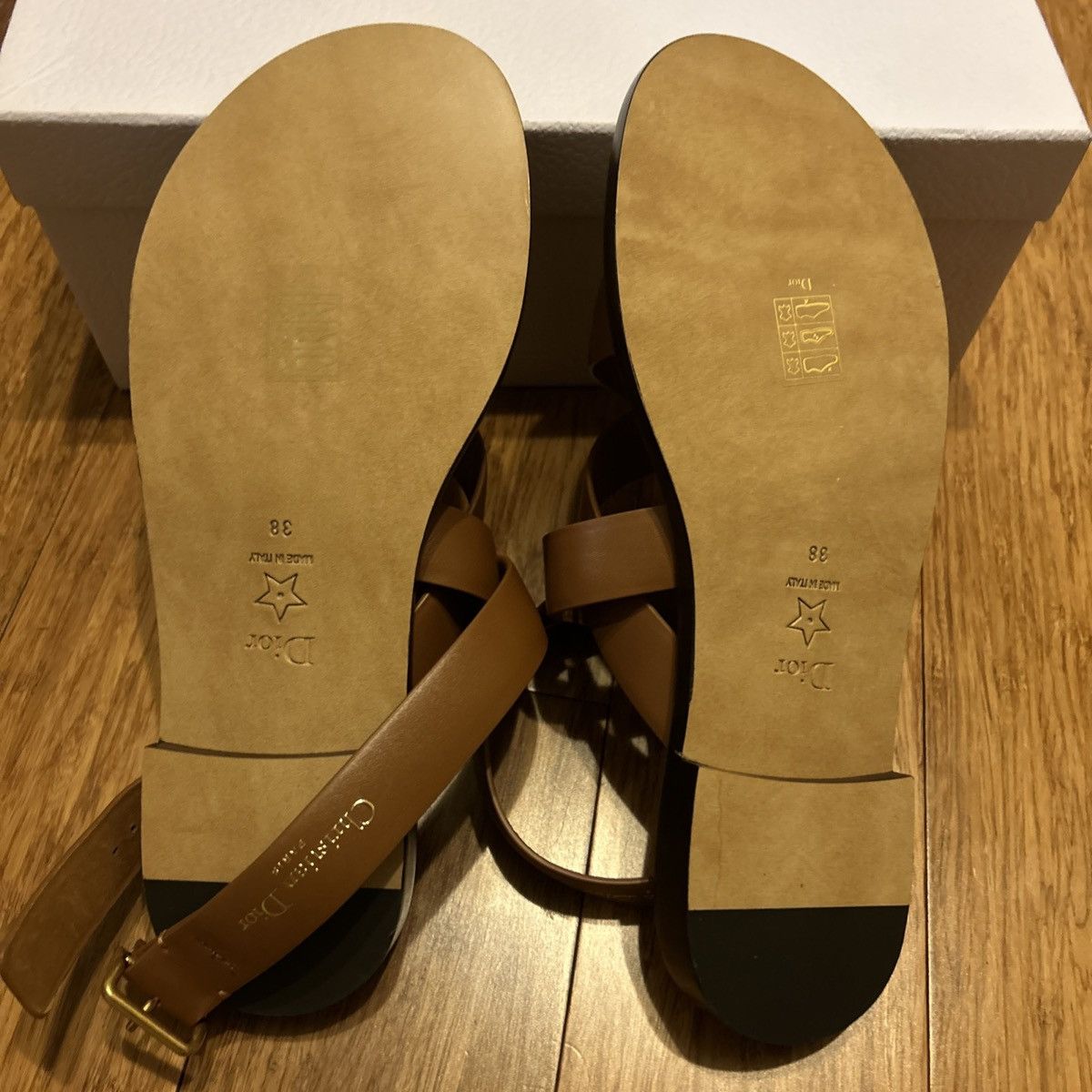 Dior Dior DIORIVIERA DIOR Sun TOE-Ring Sandal Camel Calfskin Size US 8 / IT 38 - 7 Thumbnail