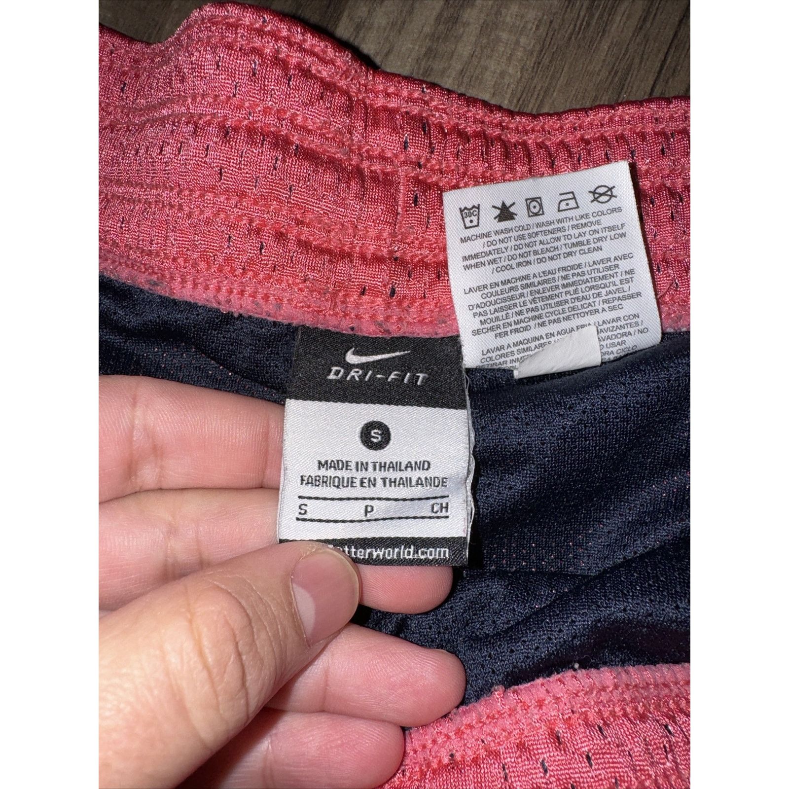 Nike Women’s Nike Running Shorts Pink Small. 30in Waist Size 30" / US 8 / IT 44 - 3 Thumbnail